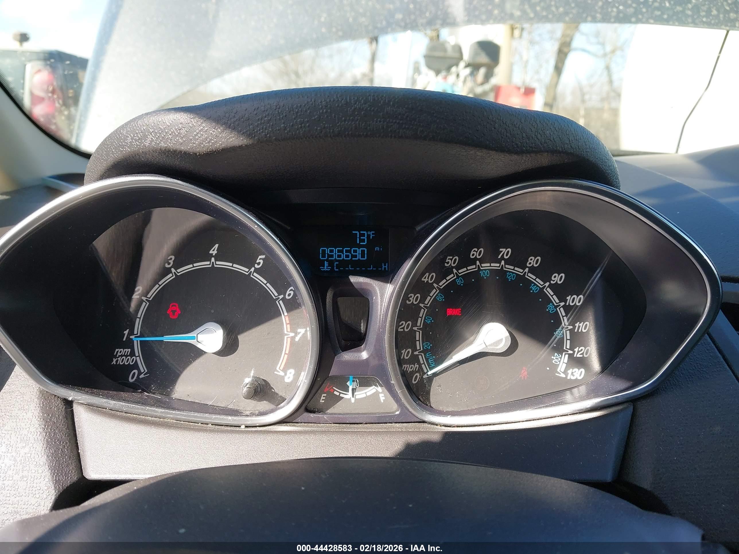 FORD FIESTA image 7