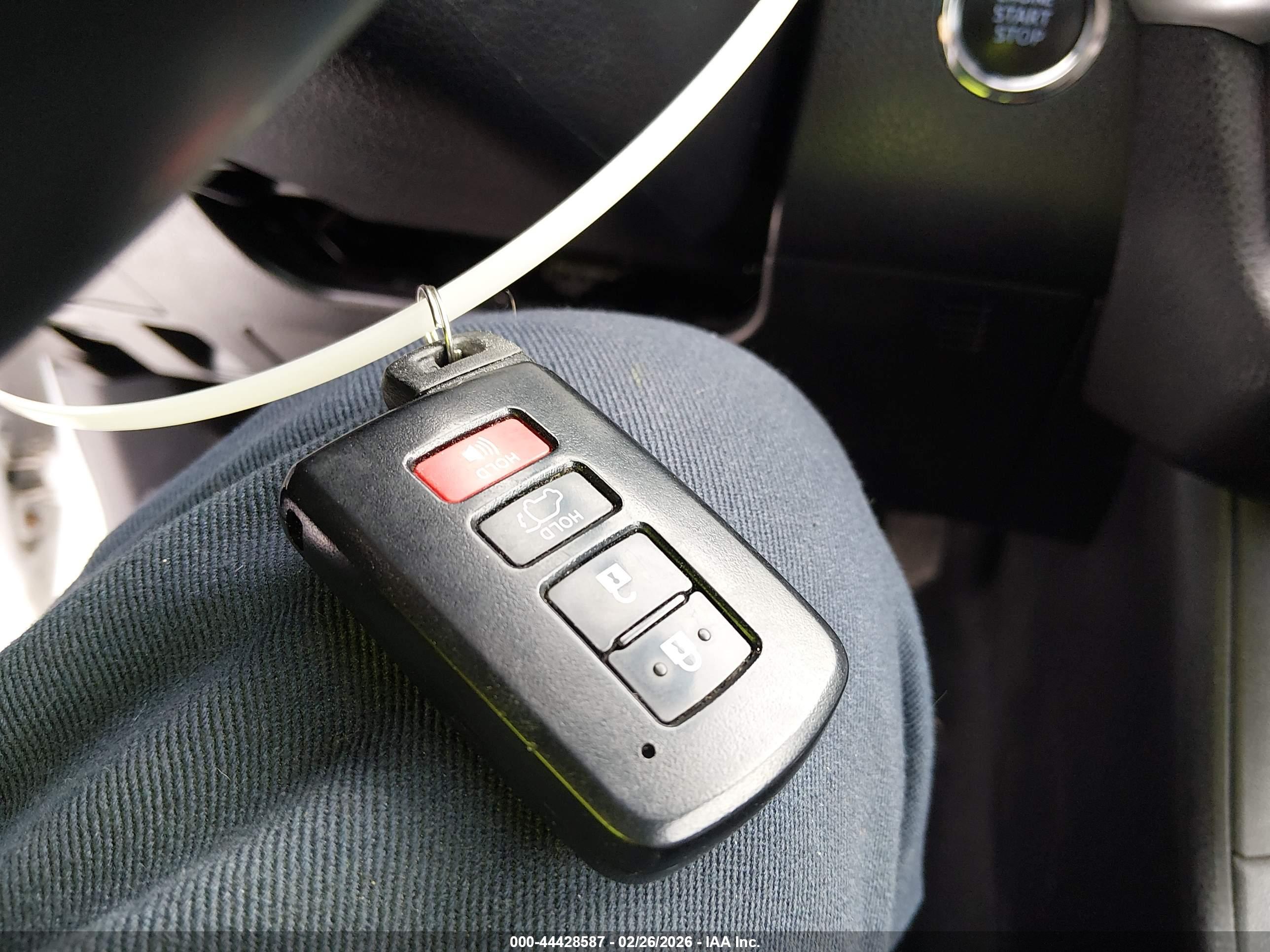 TOYOTA HIGHLANDER image 11