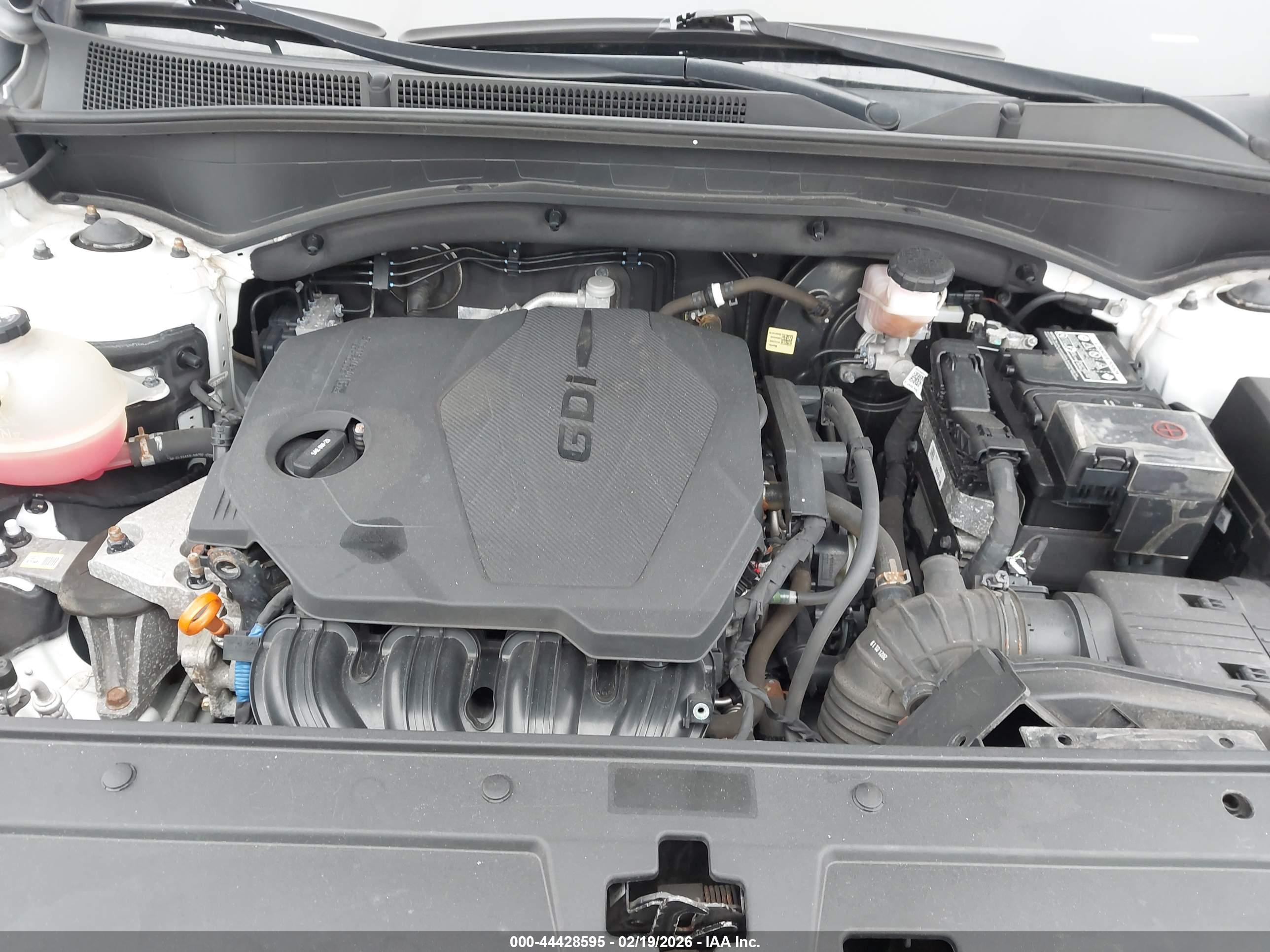 HYUNDAI SANTA image 10