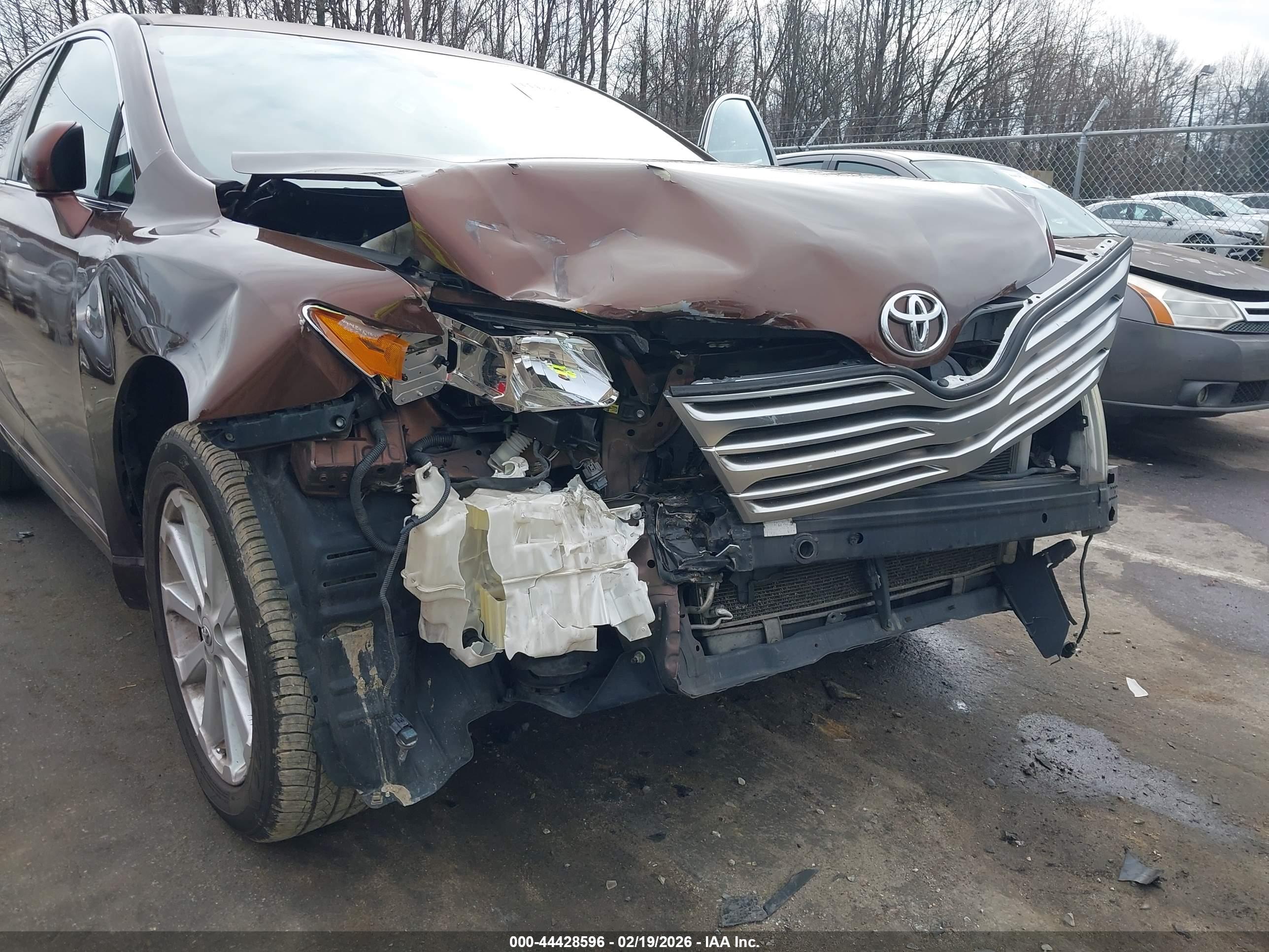 TOYOTA VENZA image 6