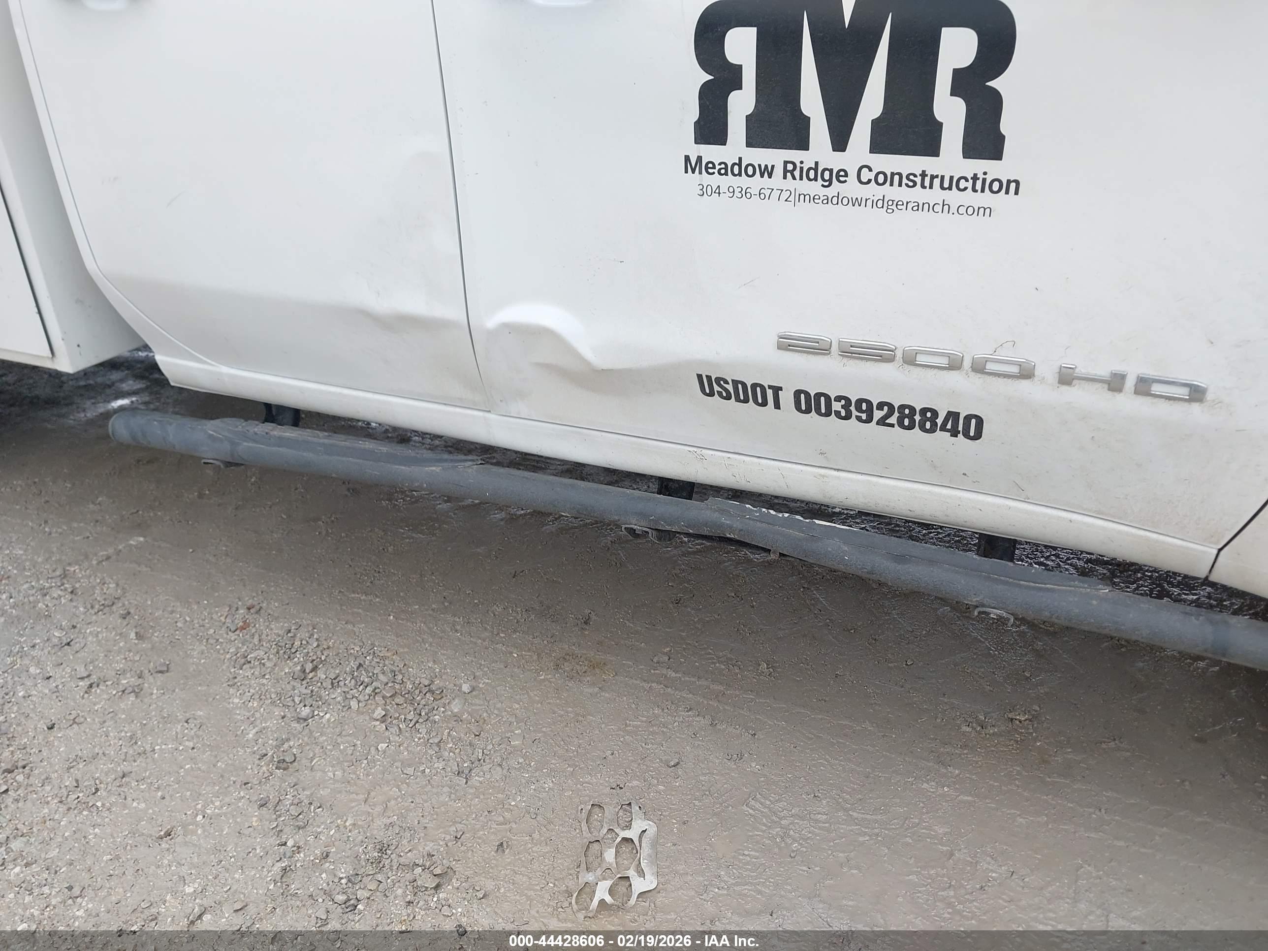 GMC SIERRA image 6