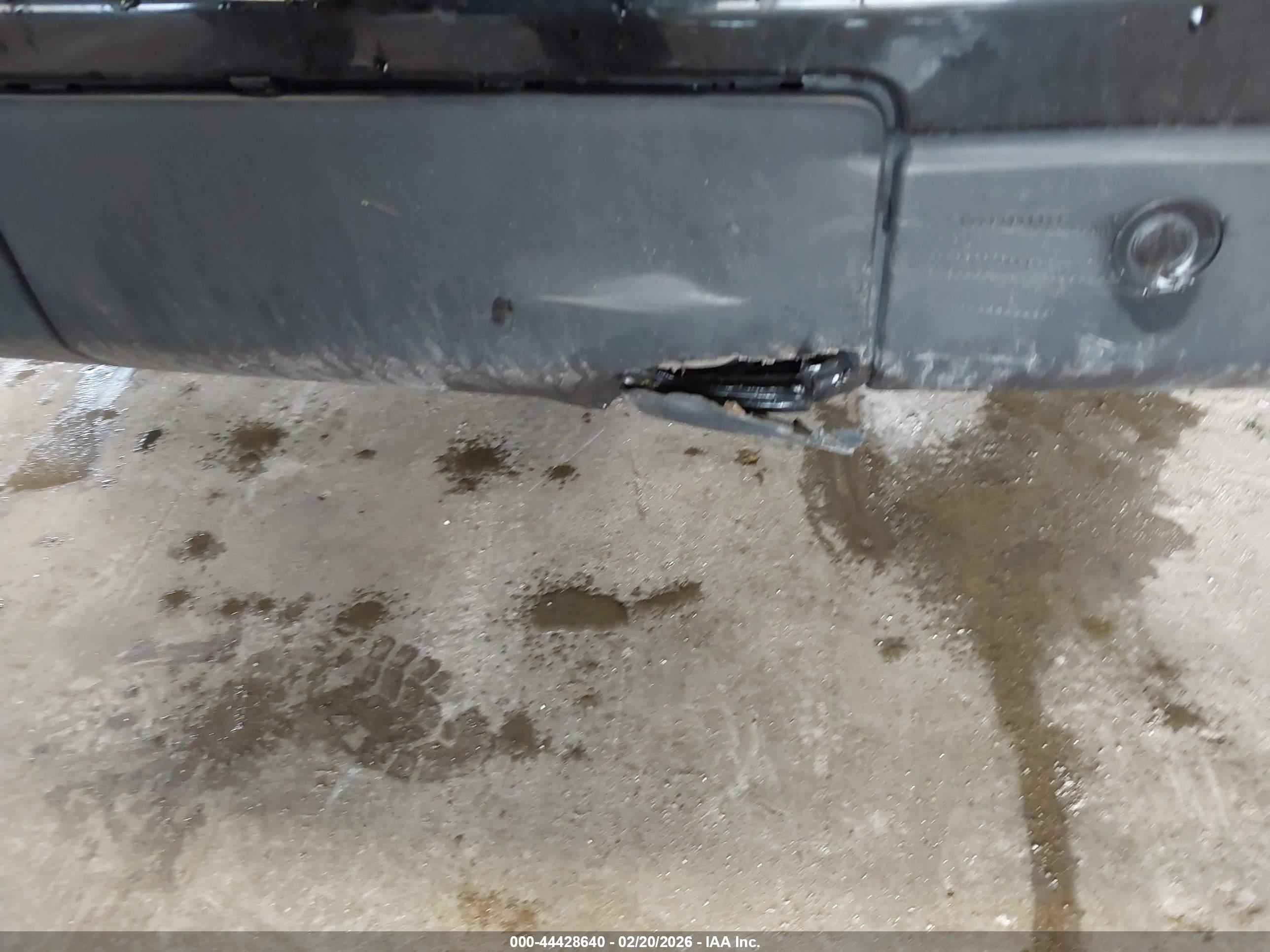 LAND ROVER image 6