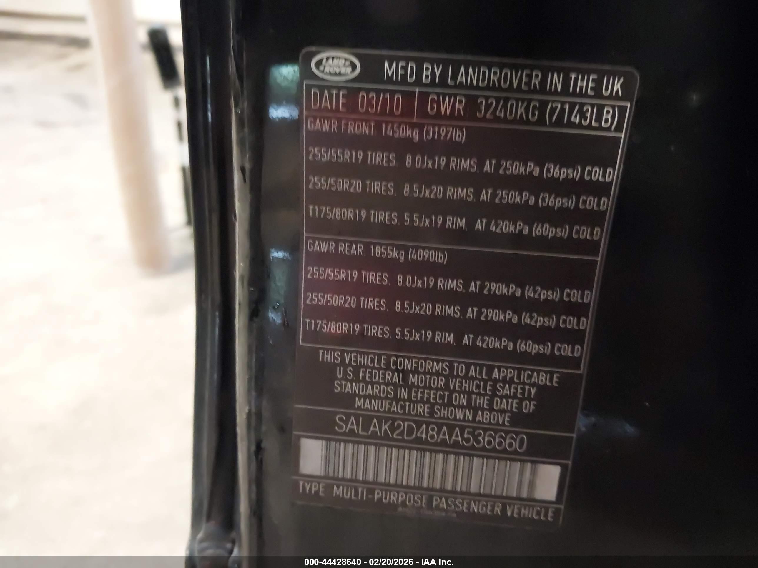 LAND ROVER image 9