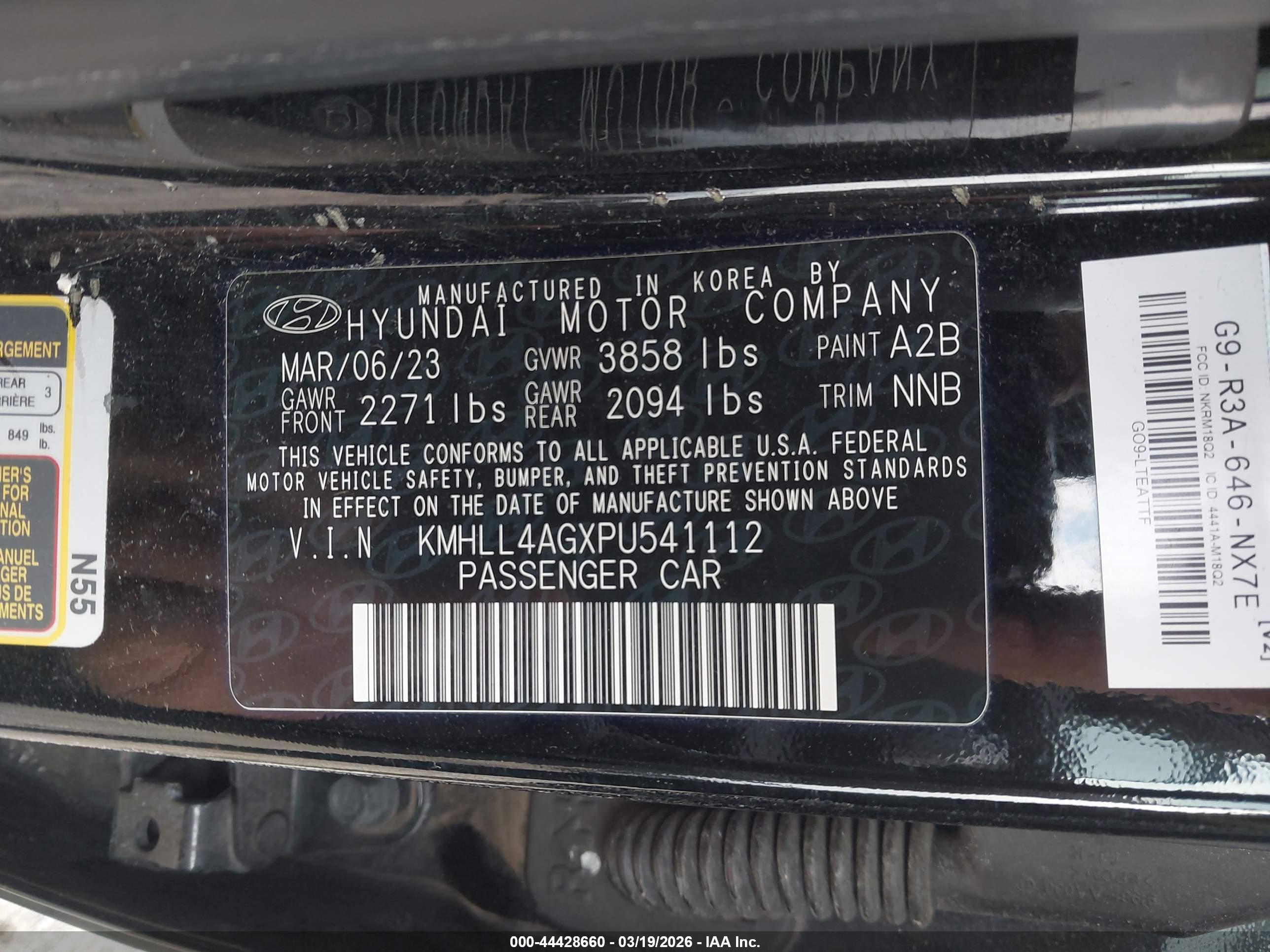 HYUNDAI ELANTRA image 9