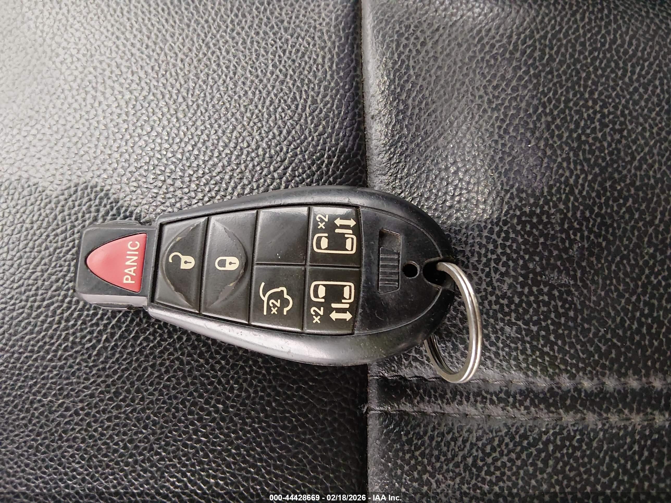 CHRYSLER TOWN image 11
