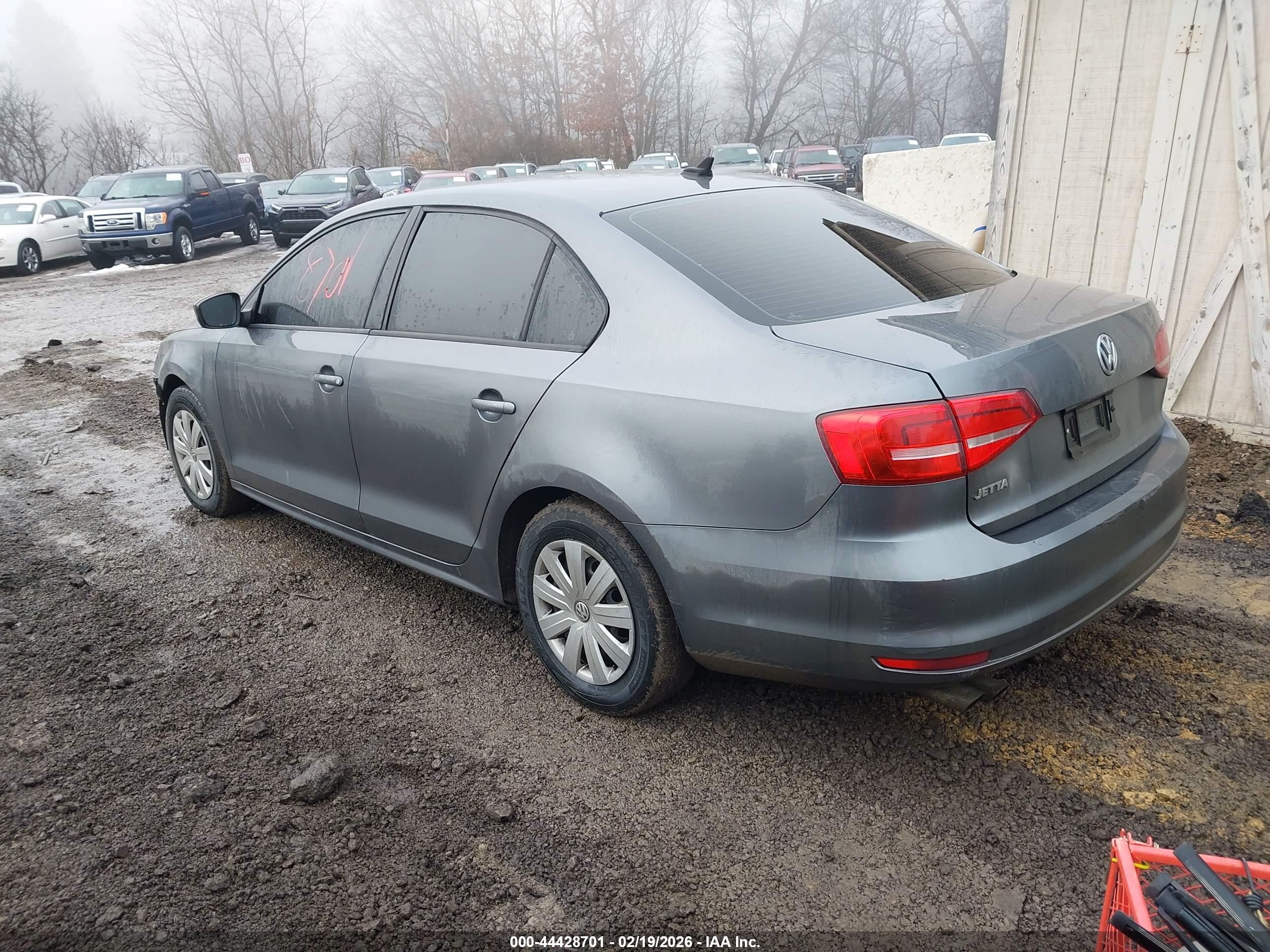 VOLKSWAGEN JETTA image 3