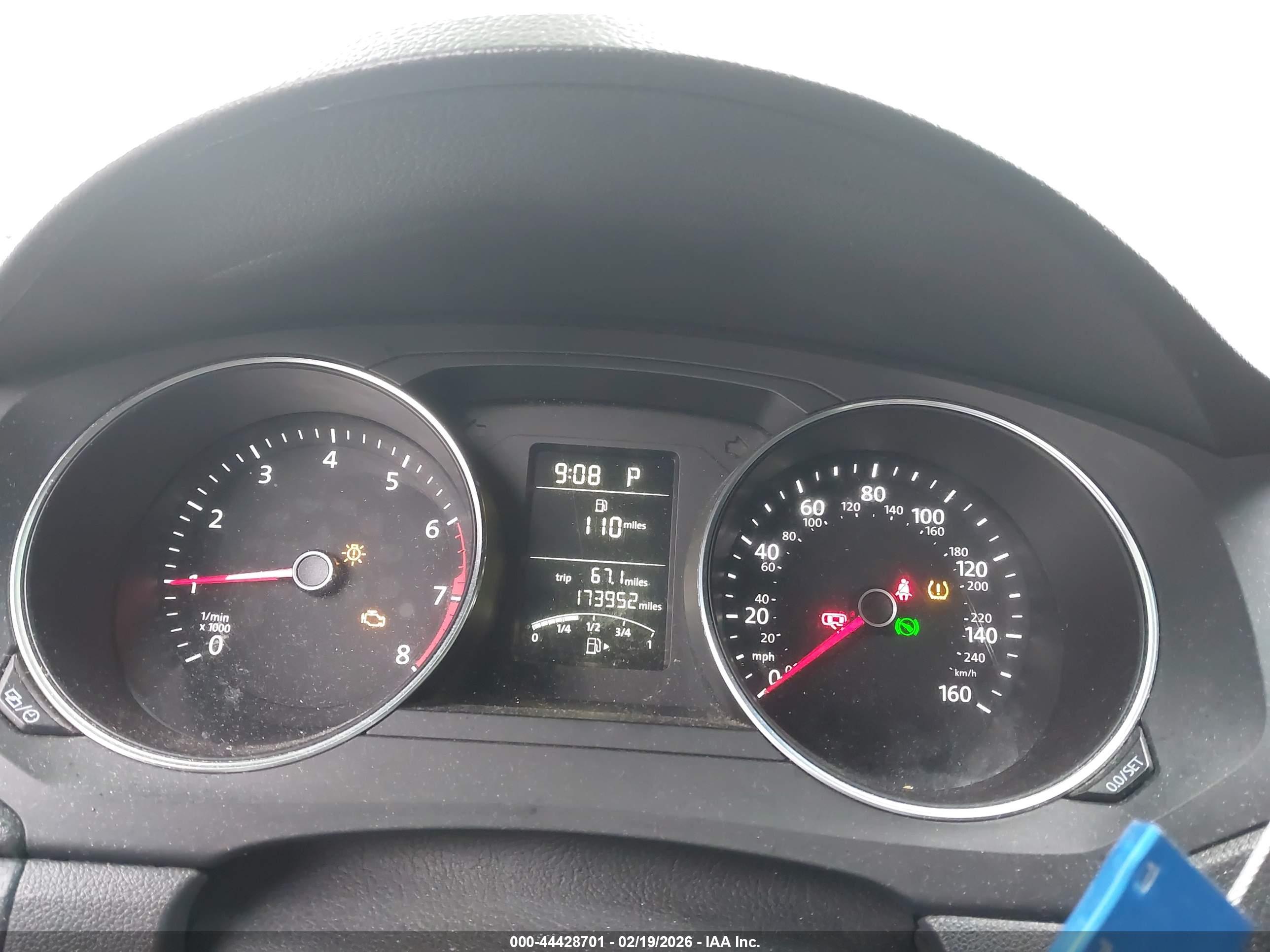 VOLKSWAGEN JETTA image 7