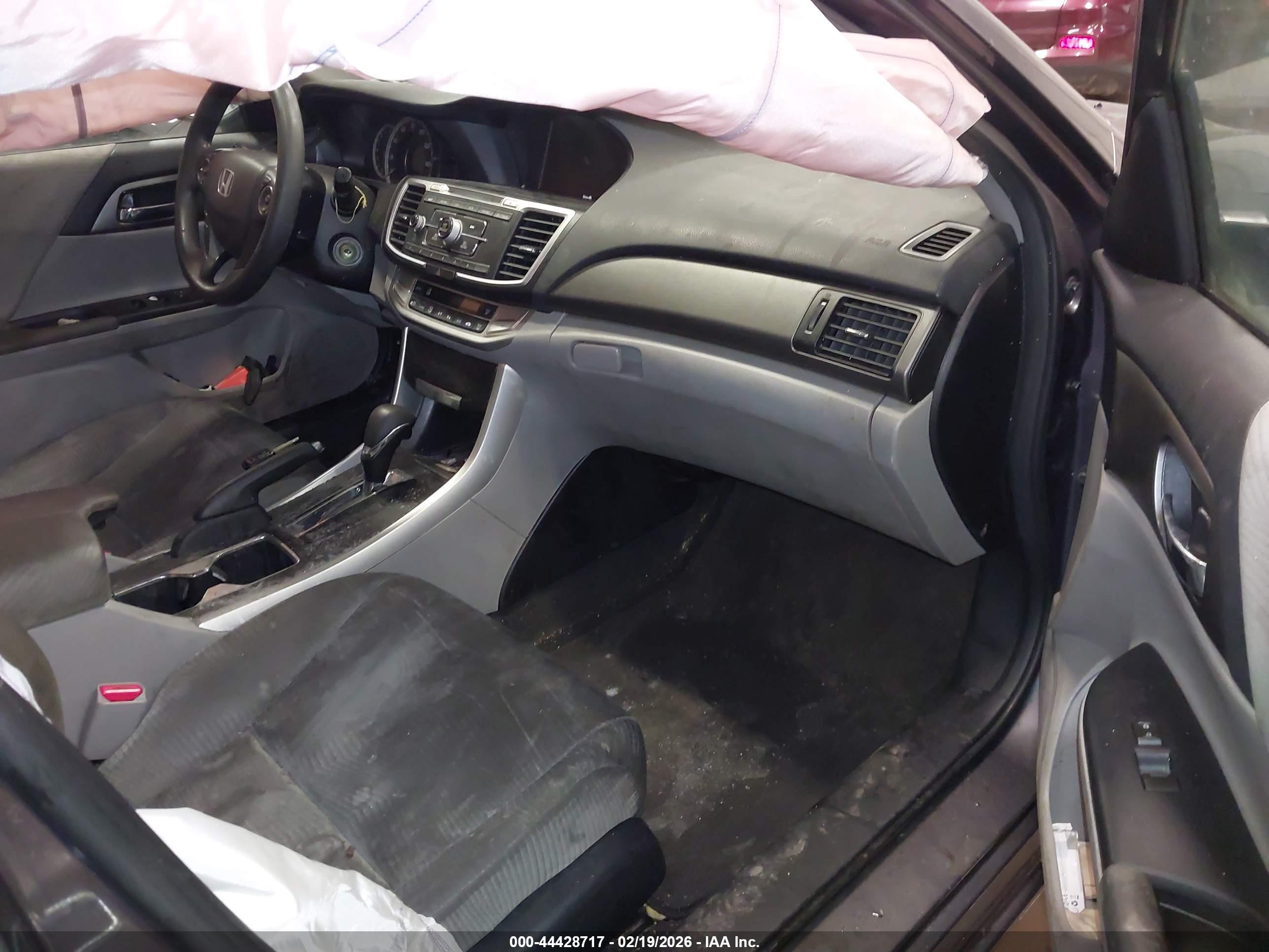 HONDA ACCORD image 5