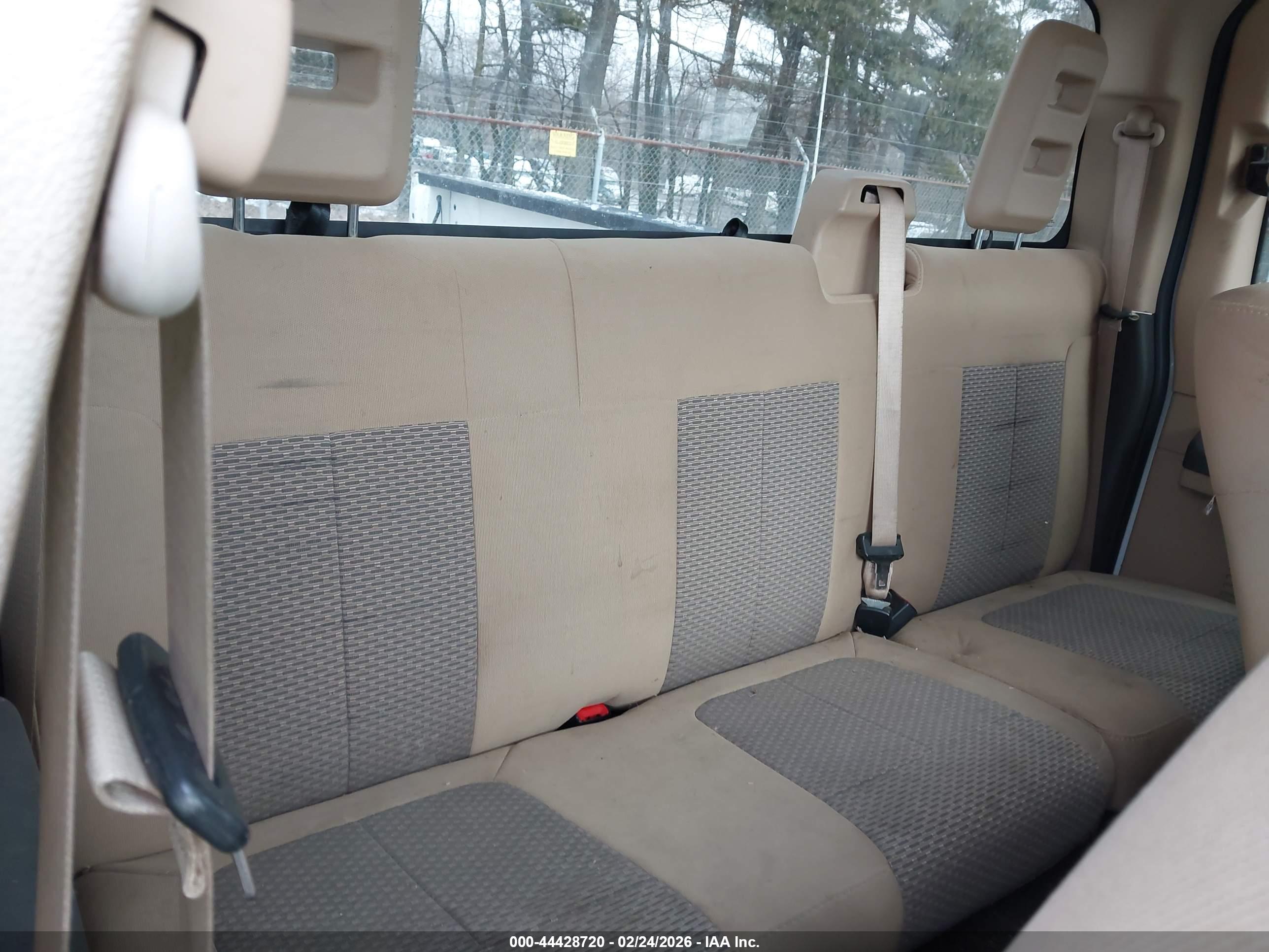 FORD F-250 image 8
