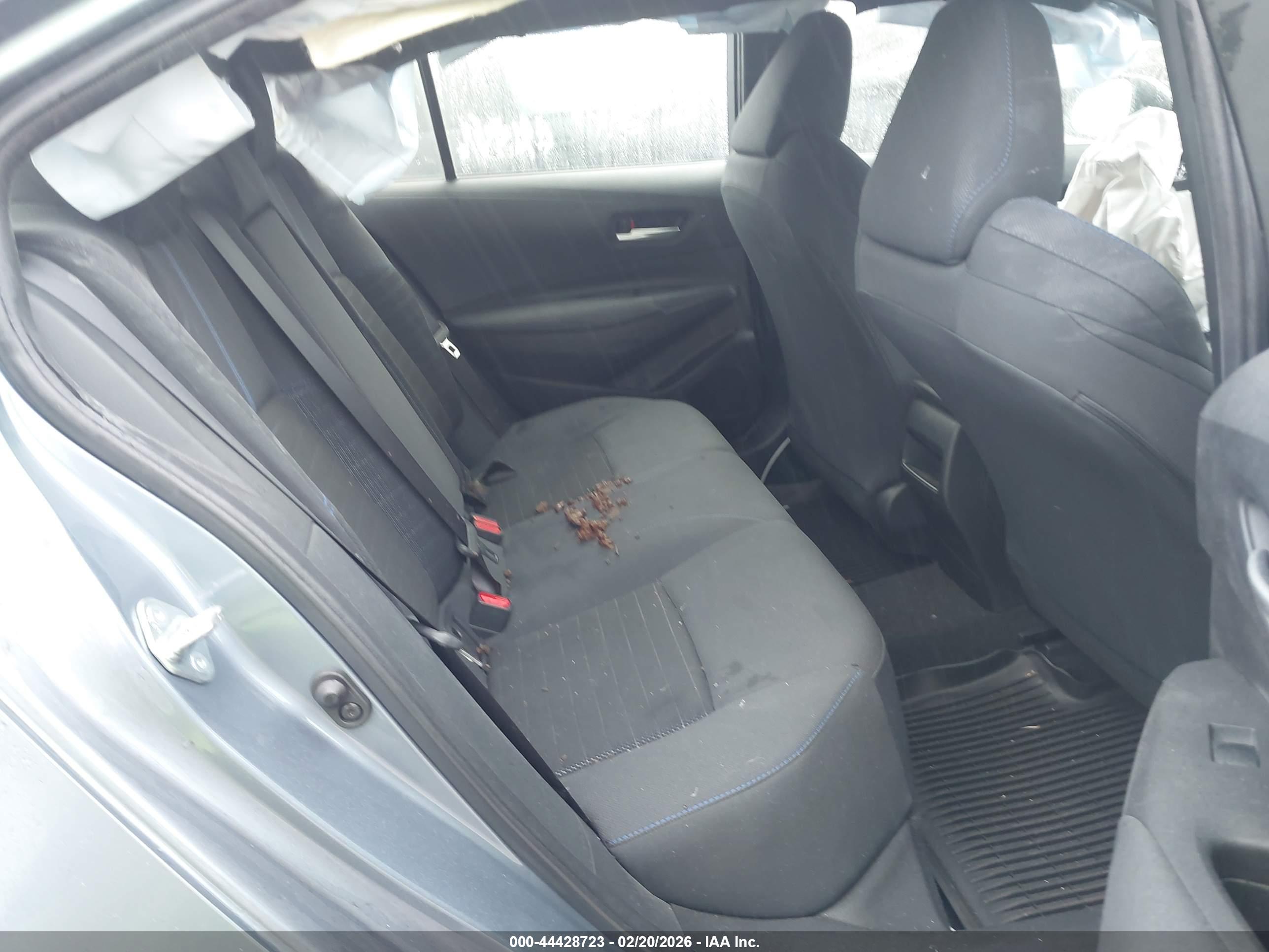 TOYOTA COROLLA image 8