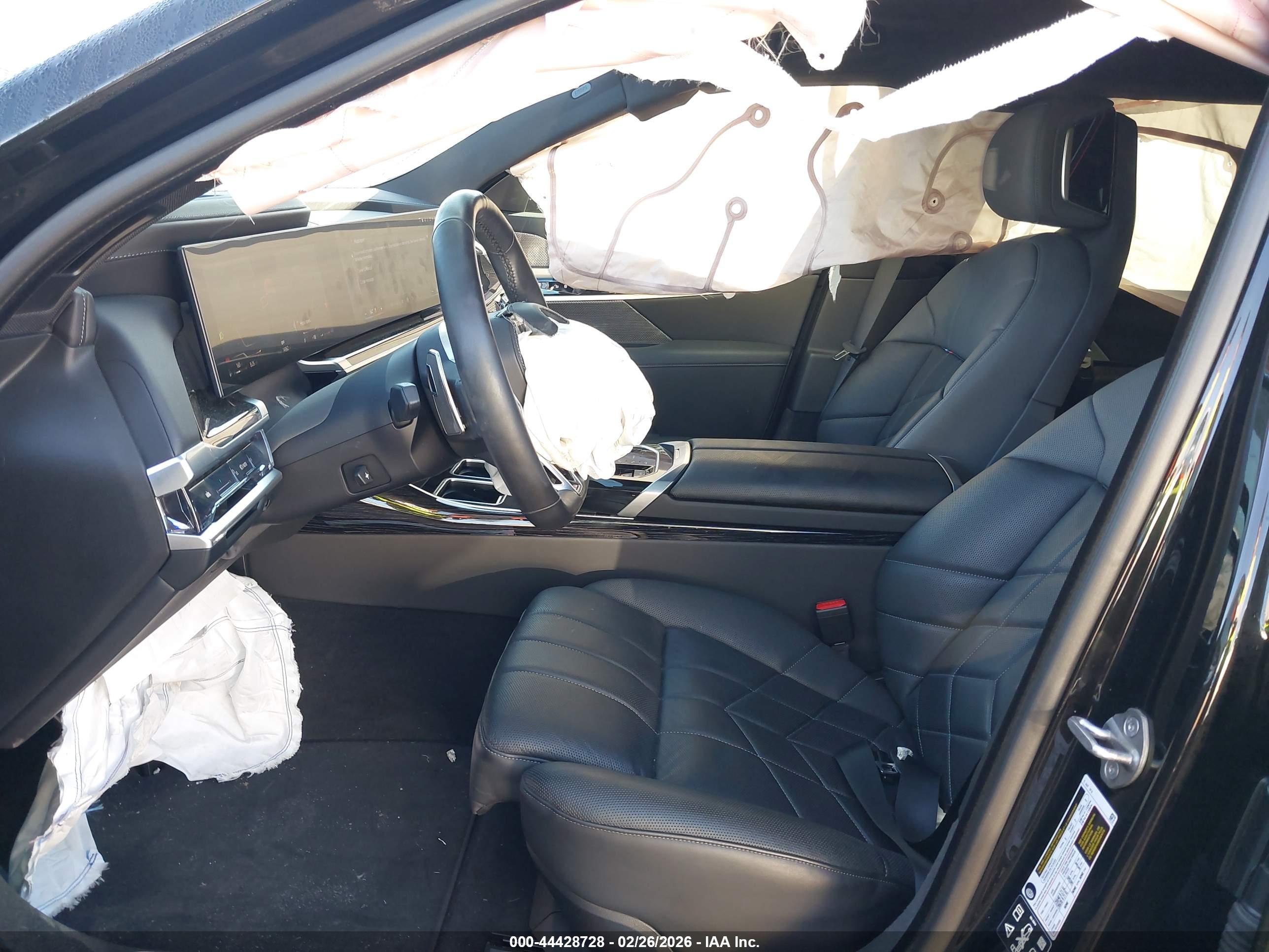 BMW 760I image 5