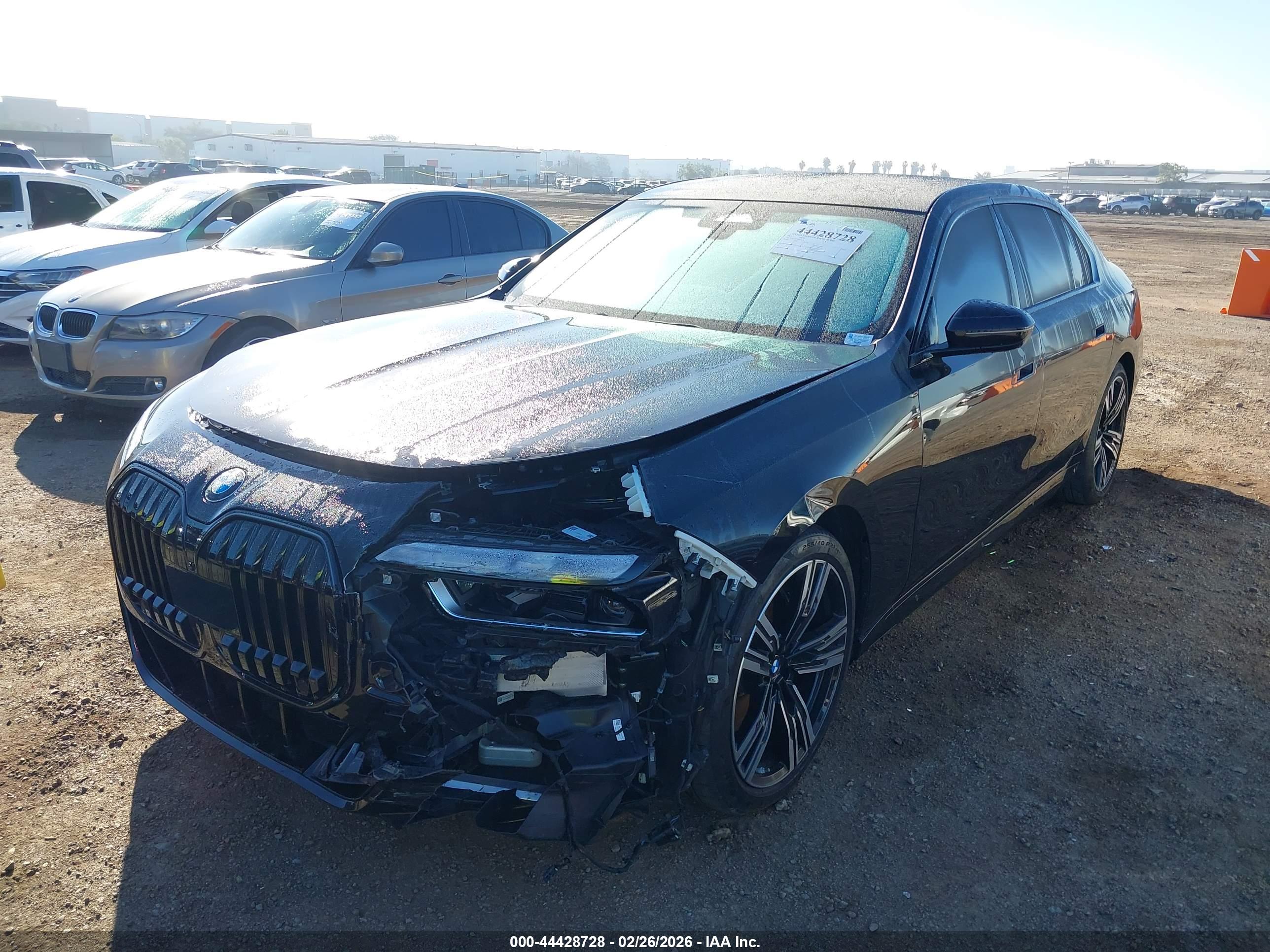 BMW 760I image 6