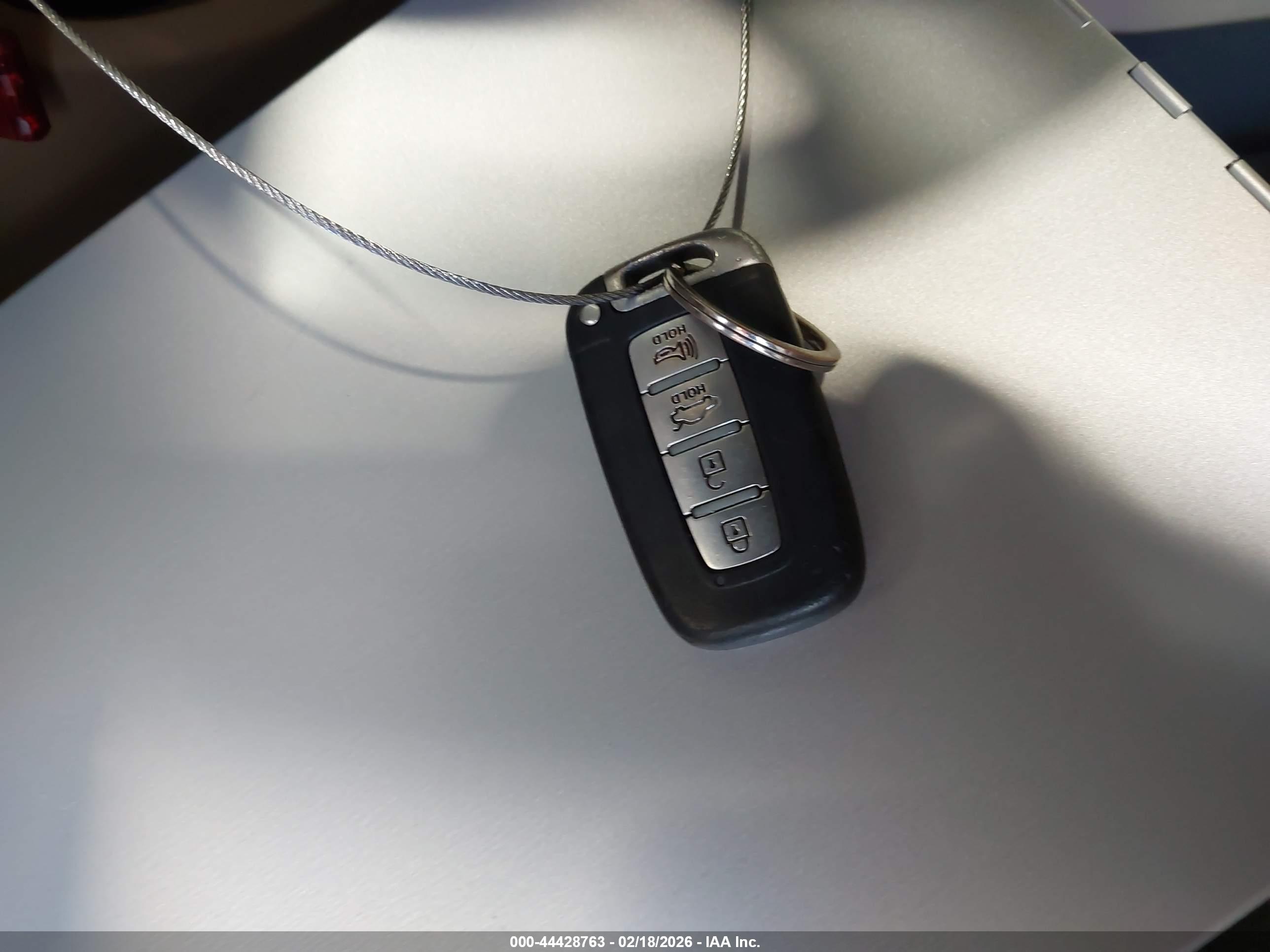 HYUNDAI SONATA image 11