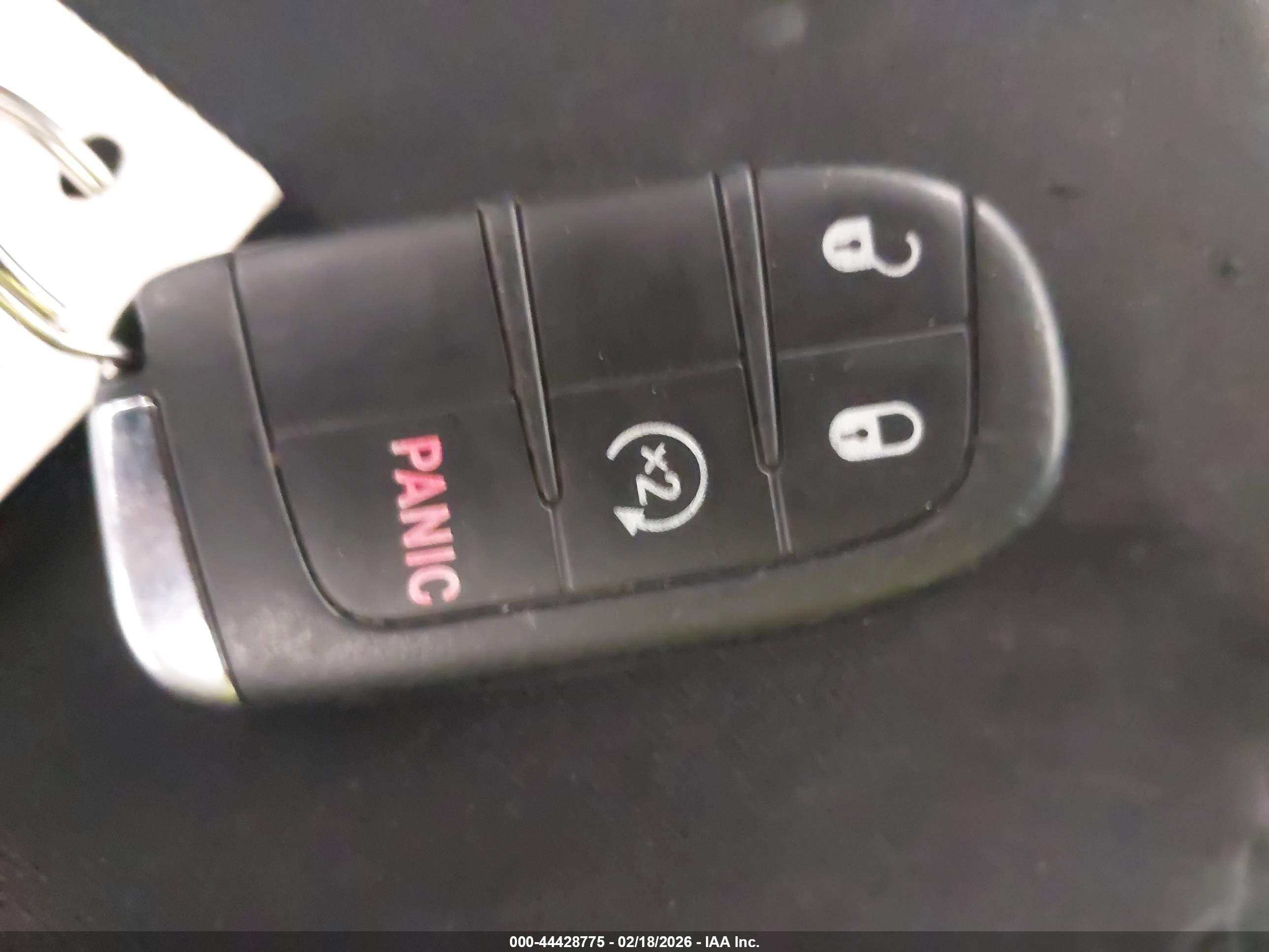 JEEP RENEGADE image 11