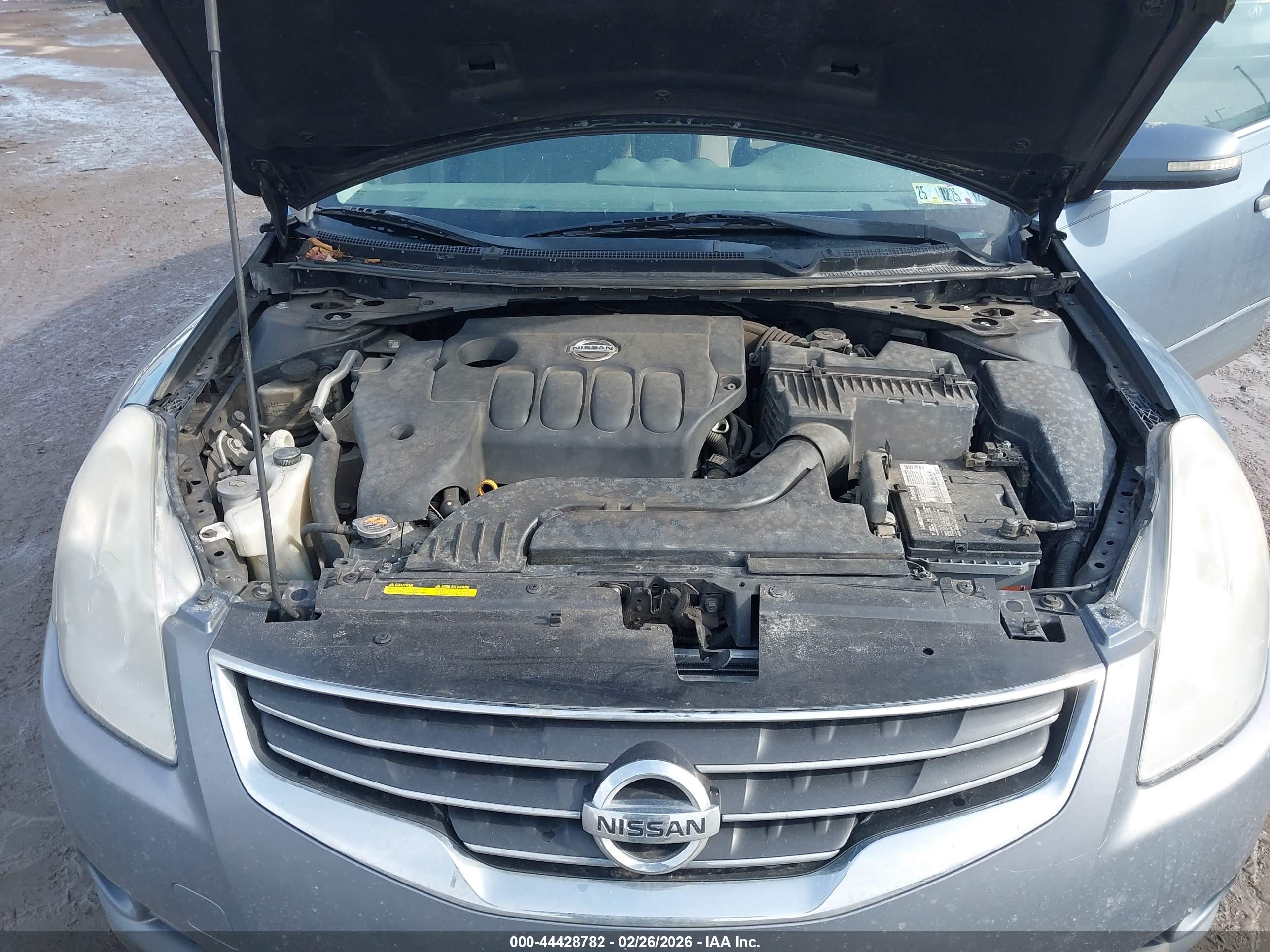 NISSAN ALTIMA image 10