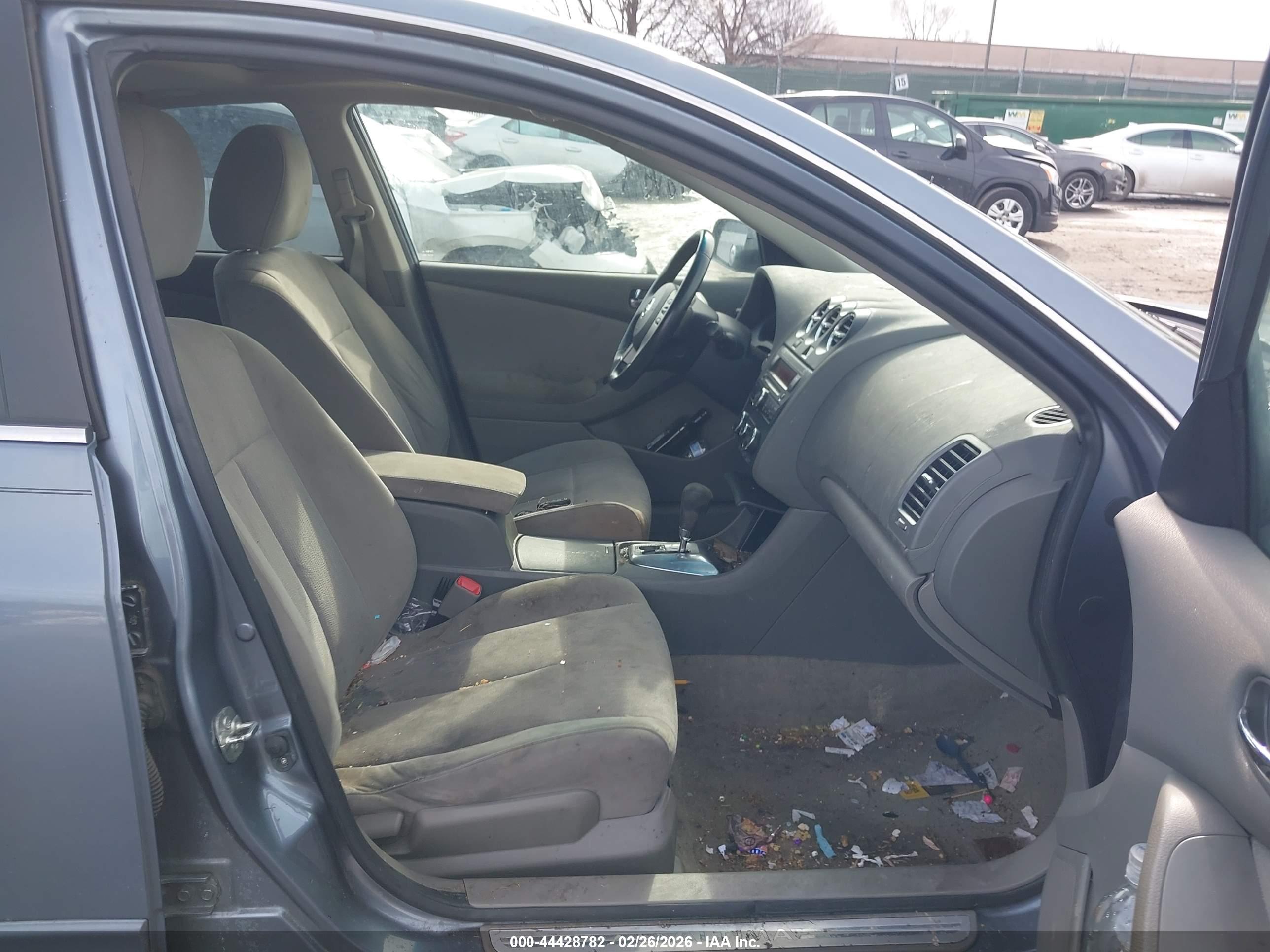 NISSAN ALTIMA image 5