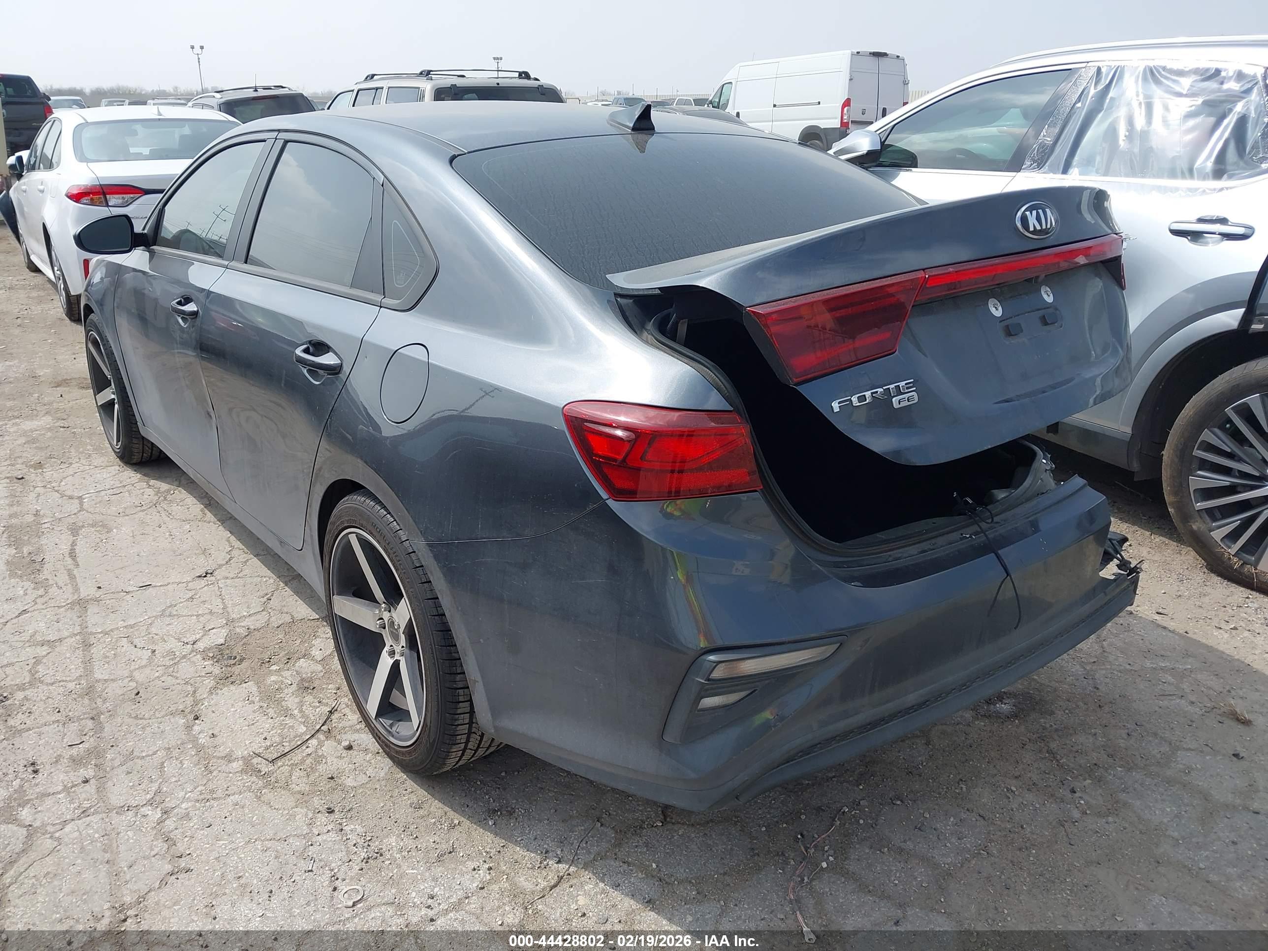 KIA FORTE image 3