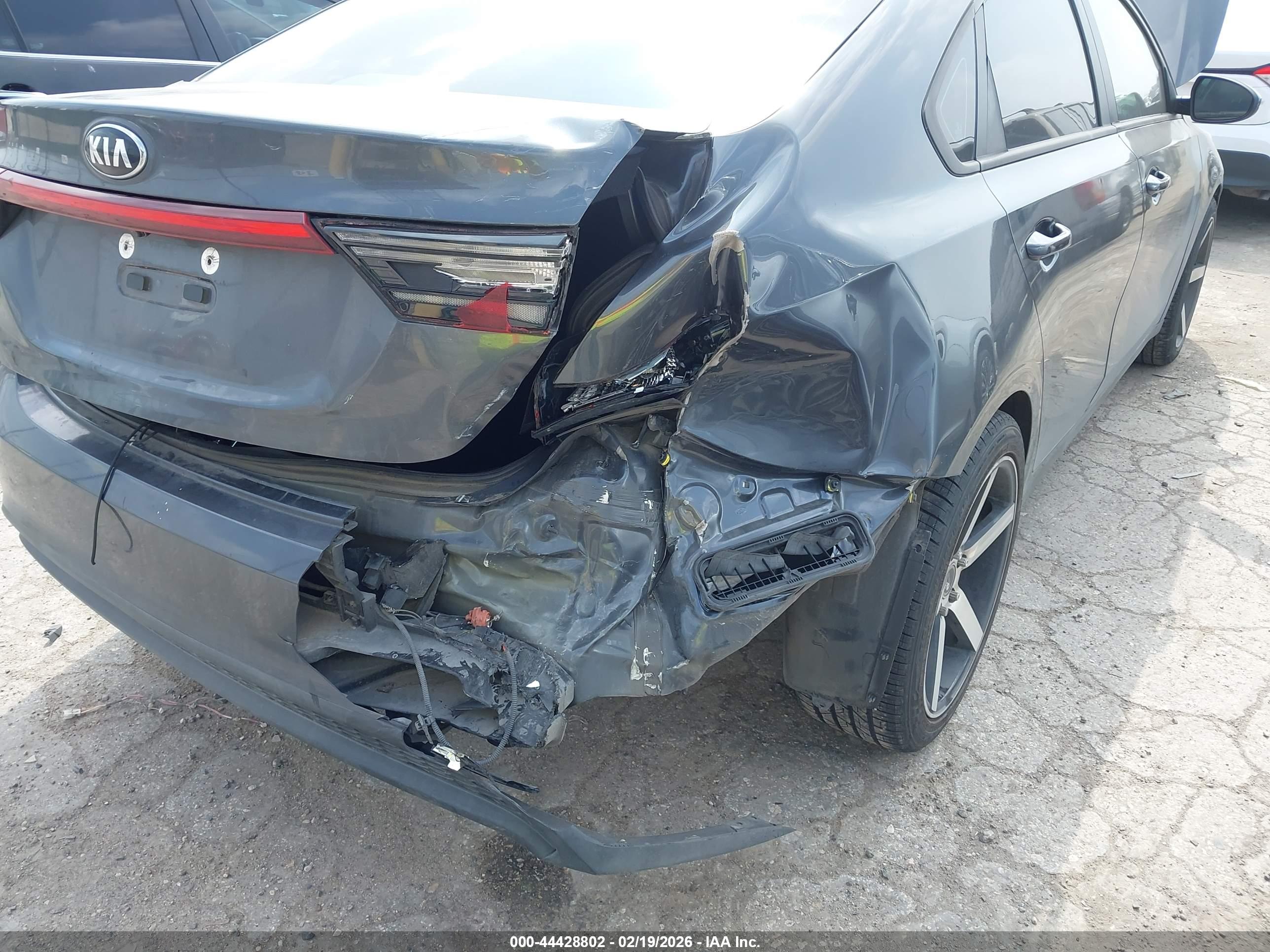 KIA FORTE image 6