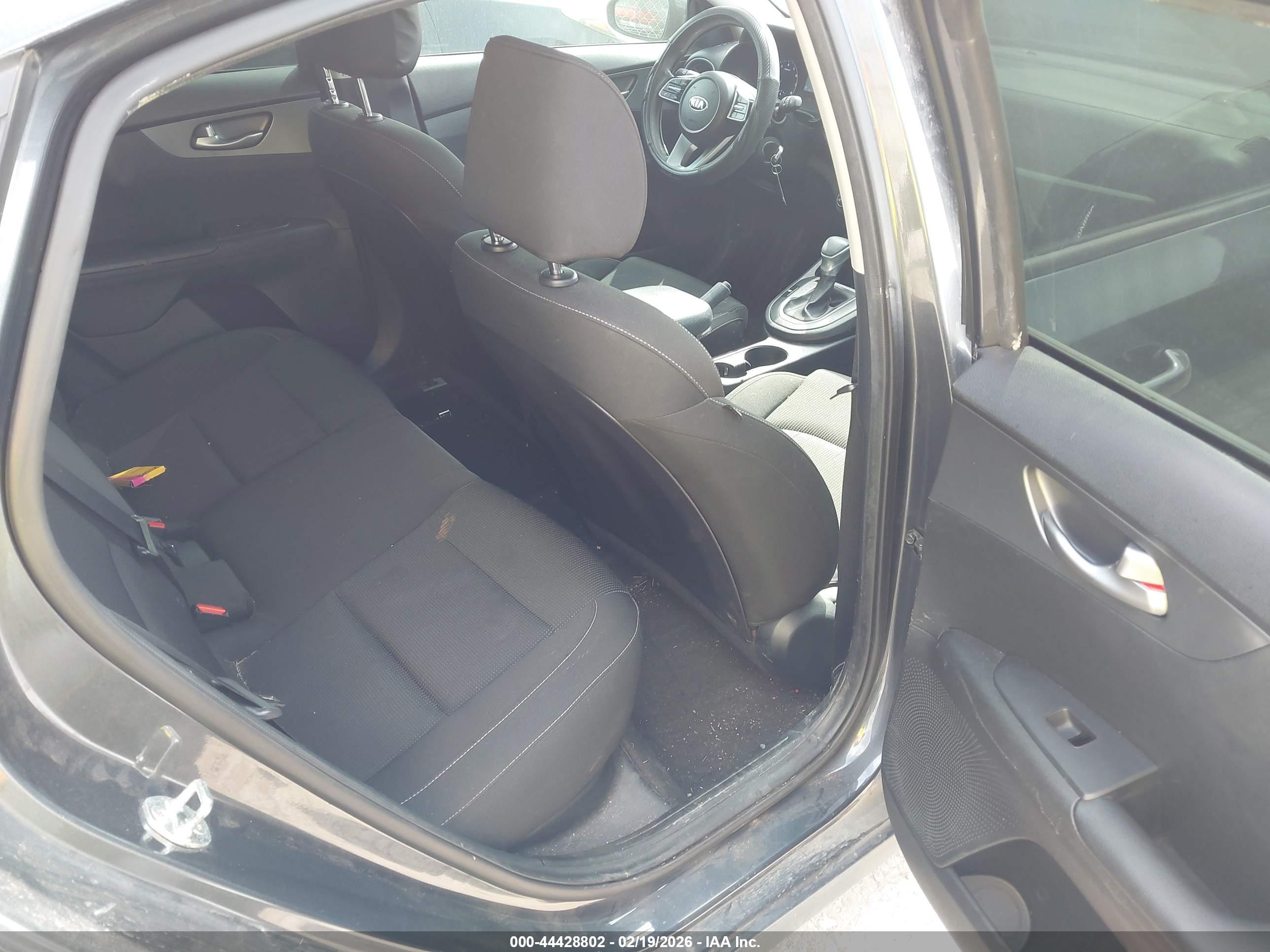 KIA FORTE image 8