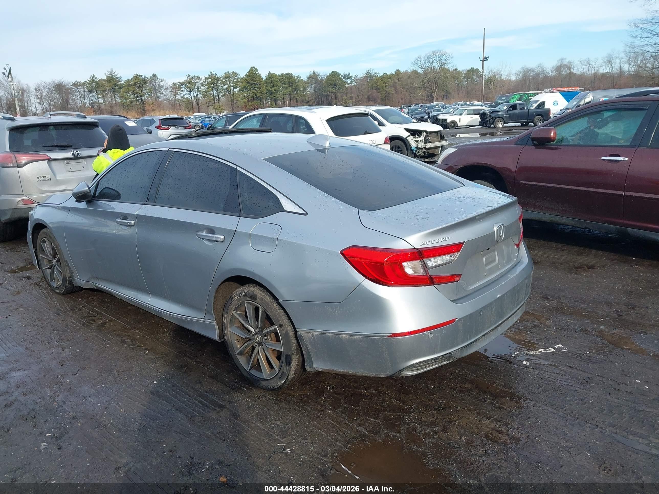 HONDA ACCORD image 3