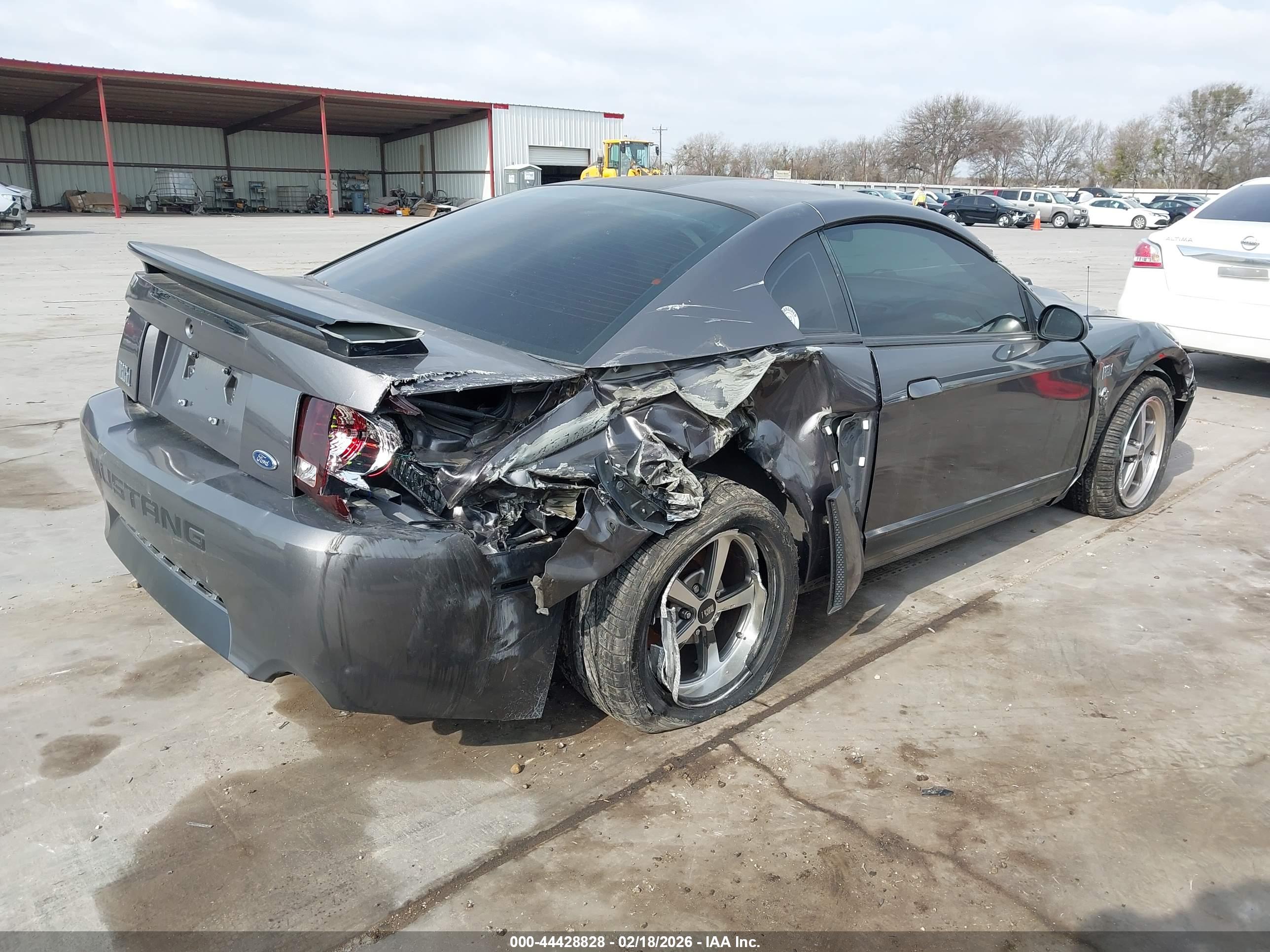 FORD MUSTANG image 4