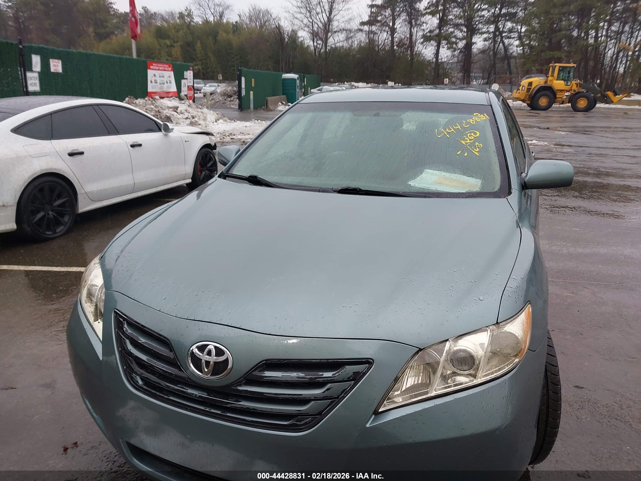 TOYOTA CAMRY image 6