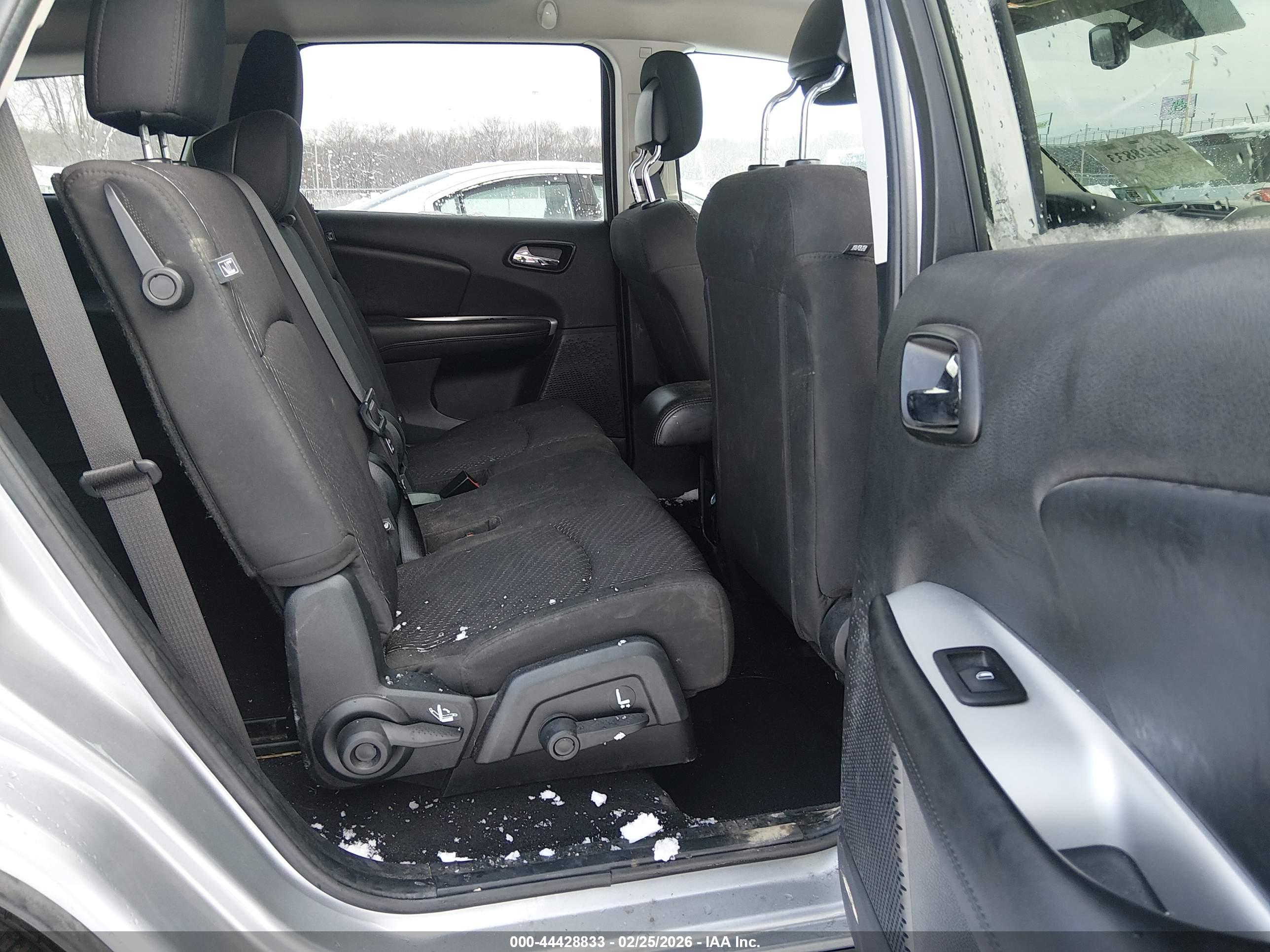 DODGE JOURNEY image 8