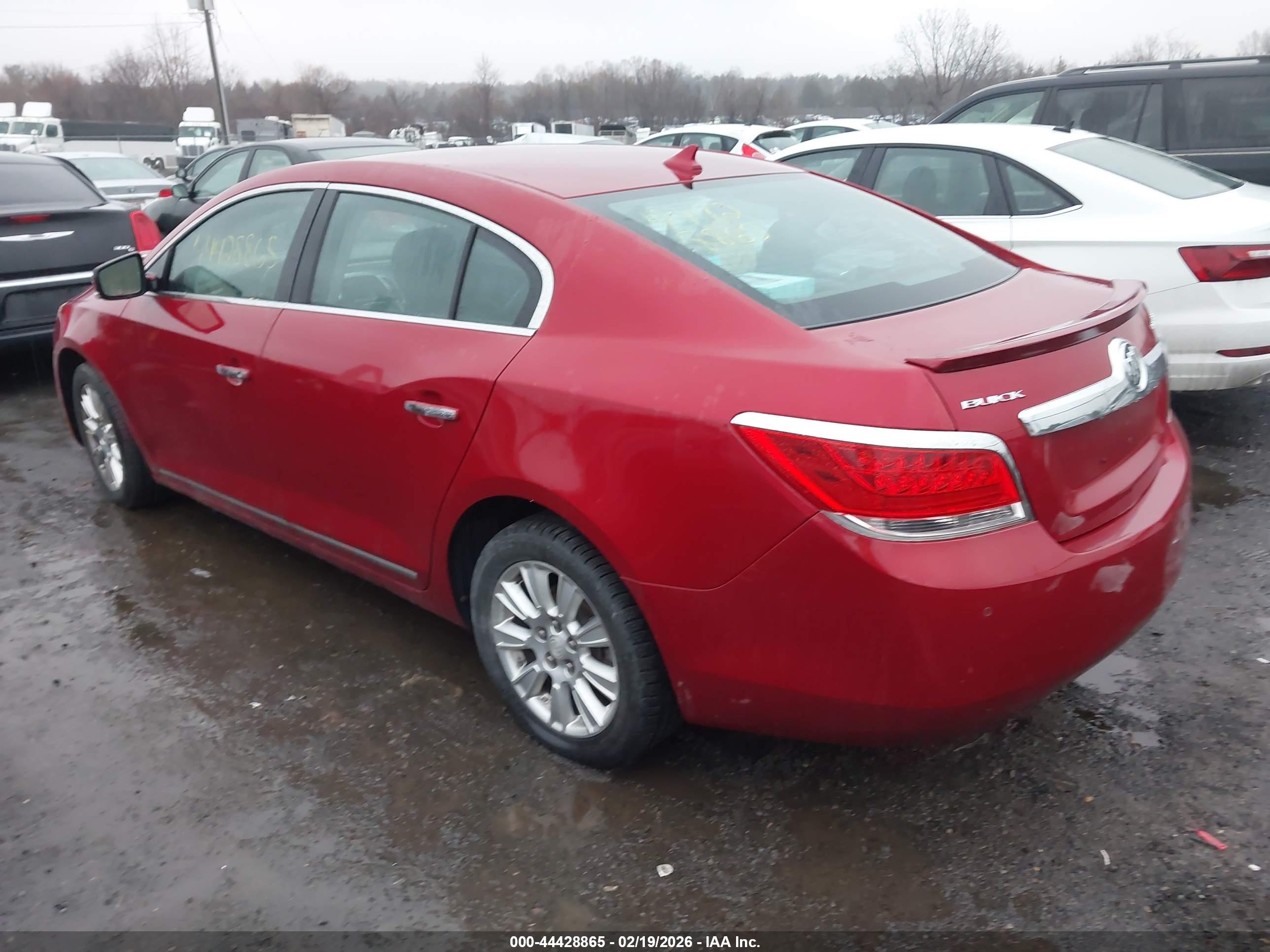 BUICK LACROSSE image 3