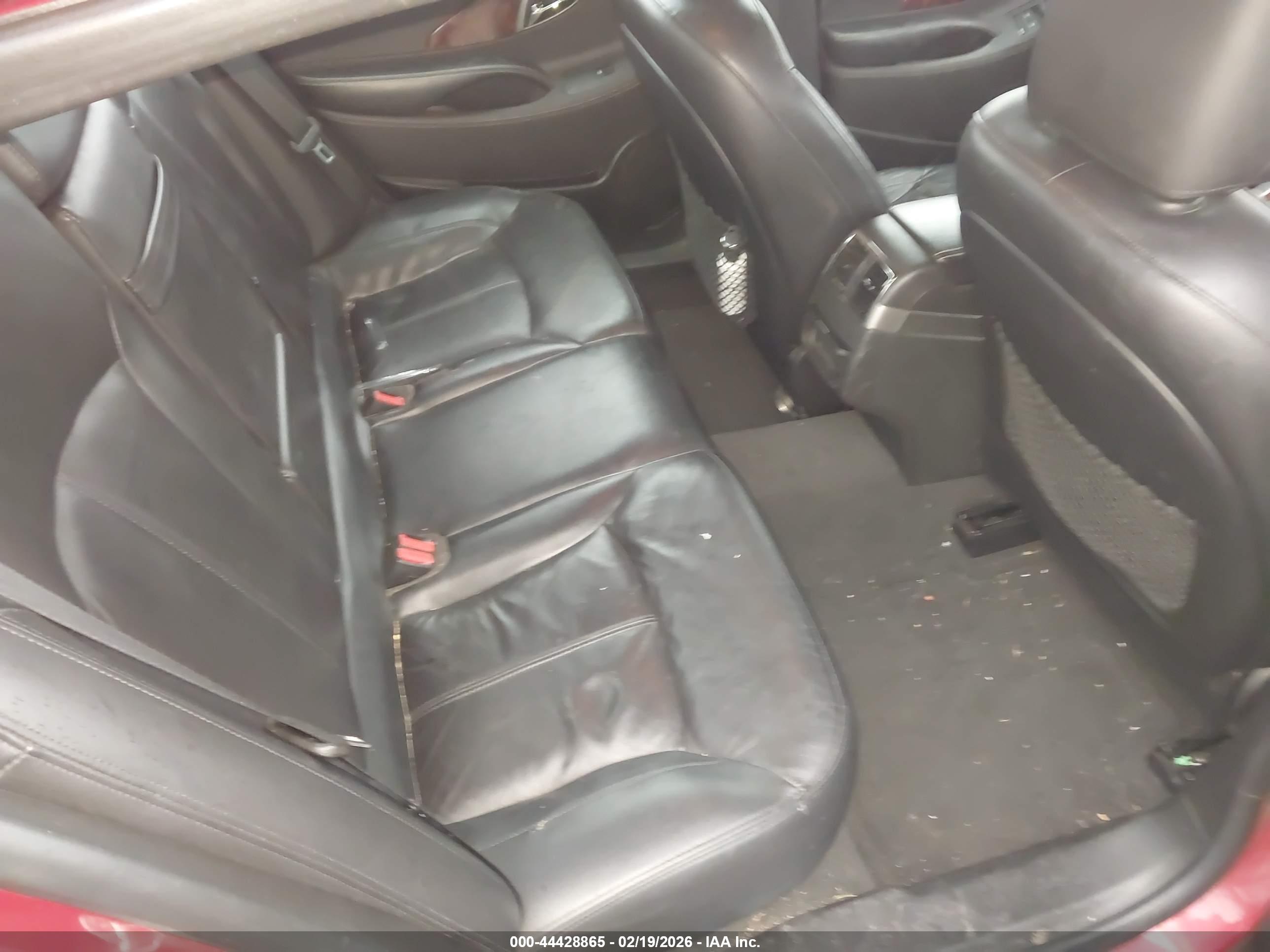 BUICK LACROSSE image 8