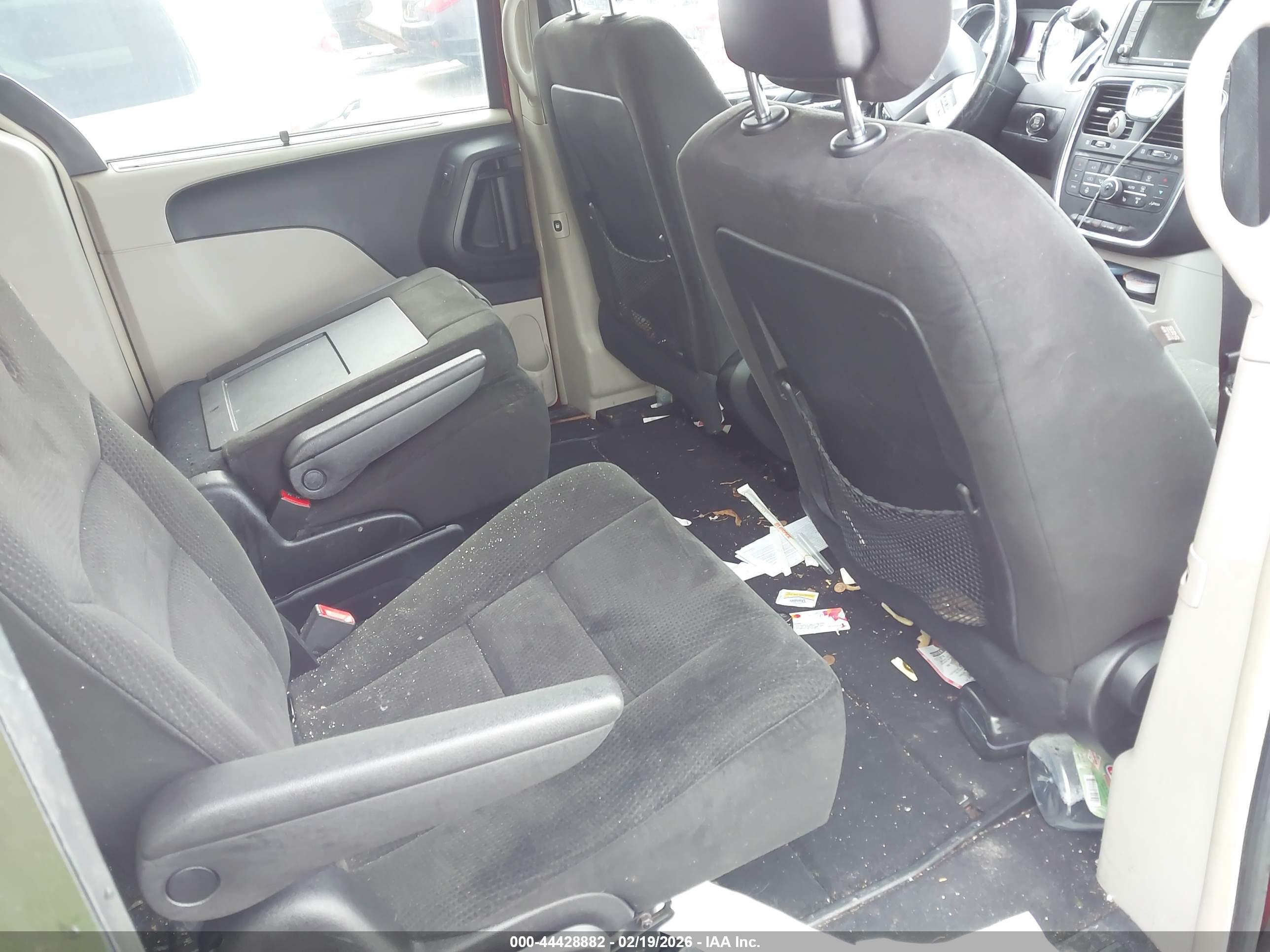 CHRYSLER TOWN image 8