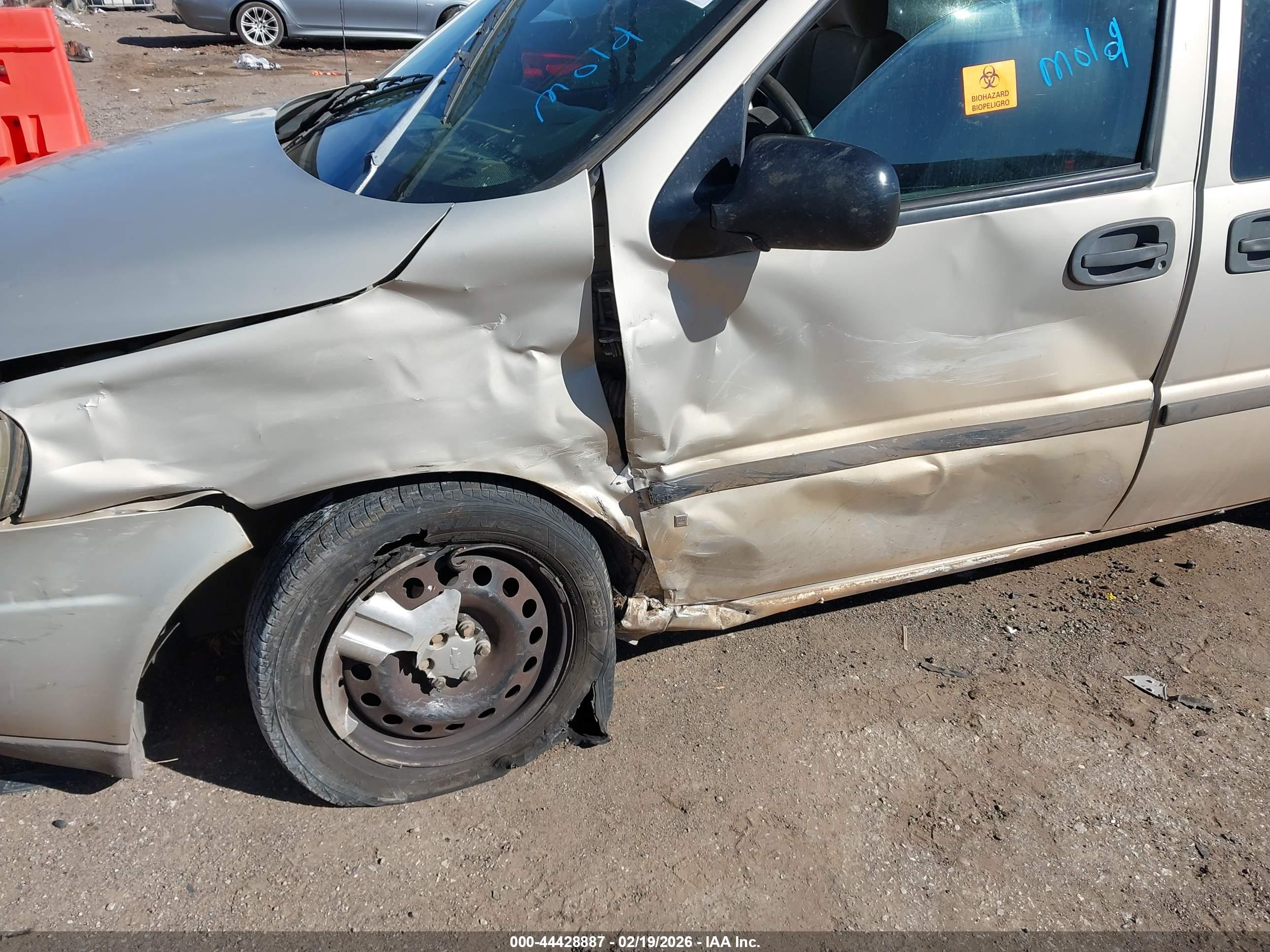 CHEVROLET UPLANDER image 6