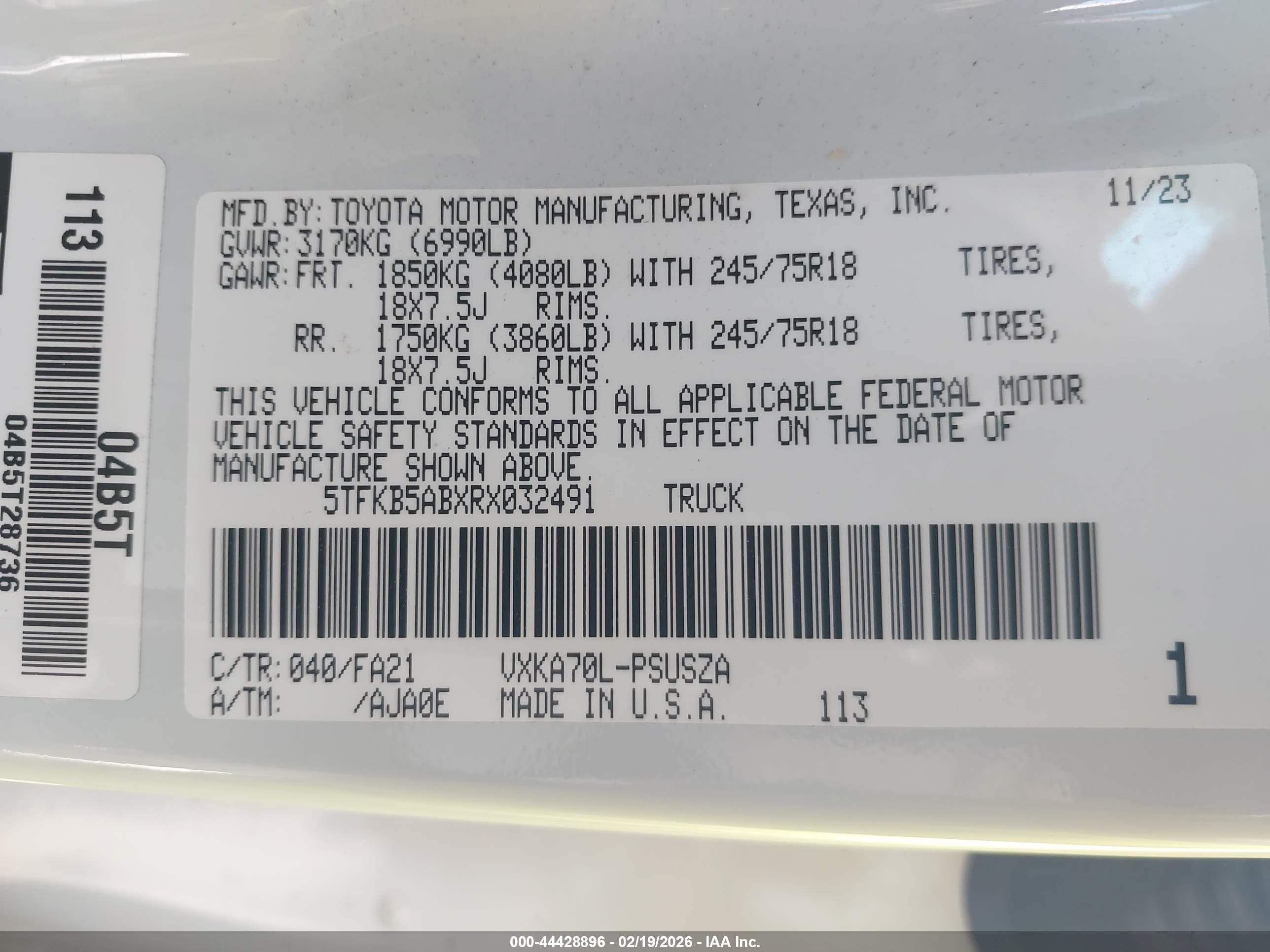 TOYOTA TUNDRA image 9