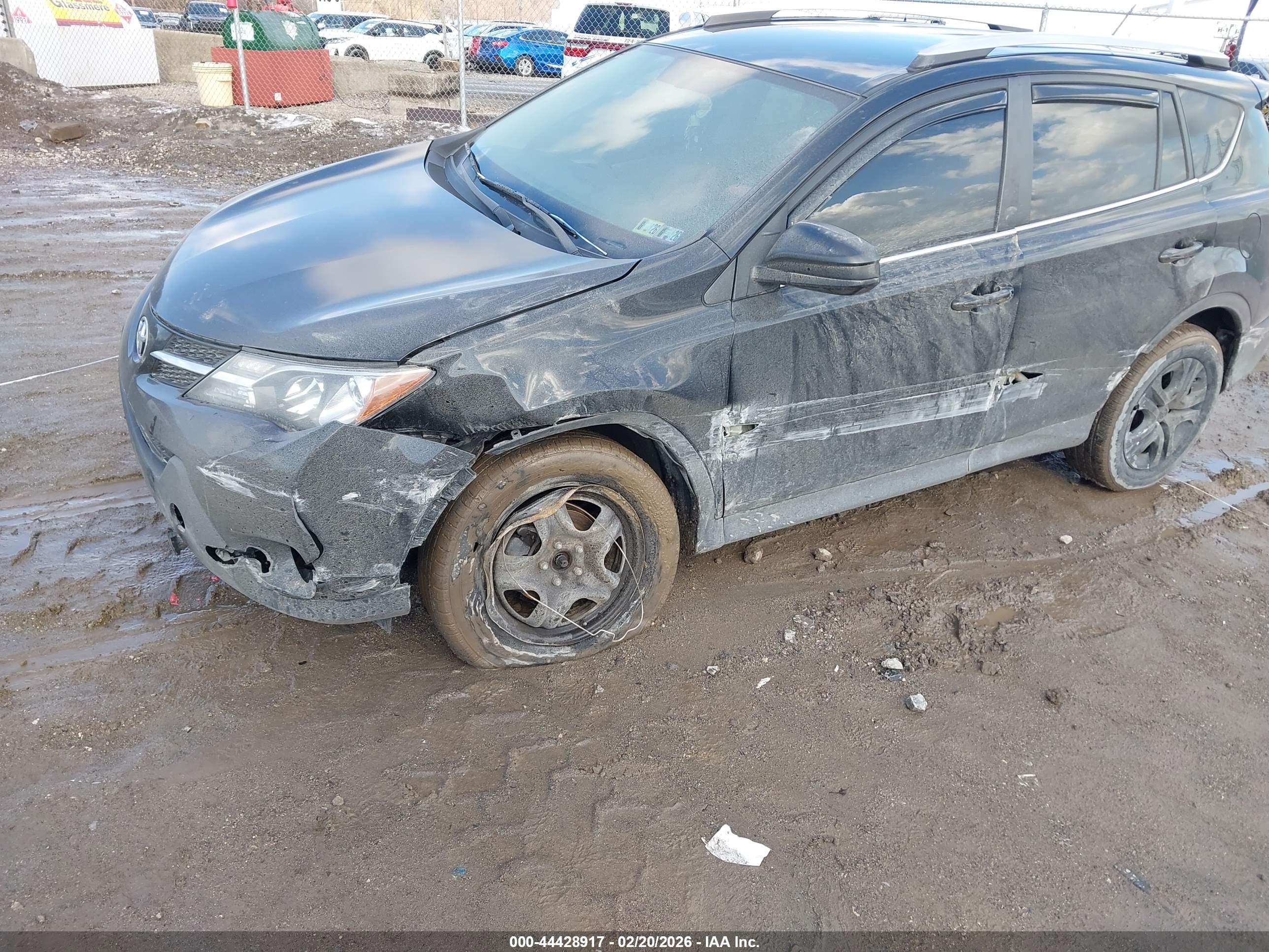 TOYOTA RAV4 image 6