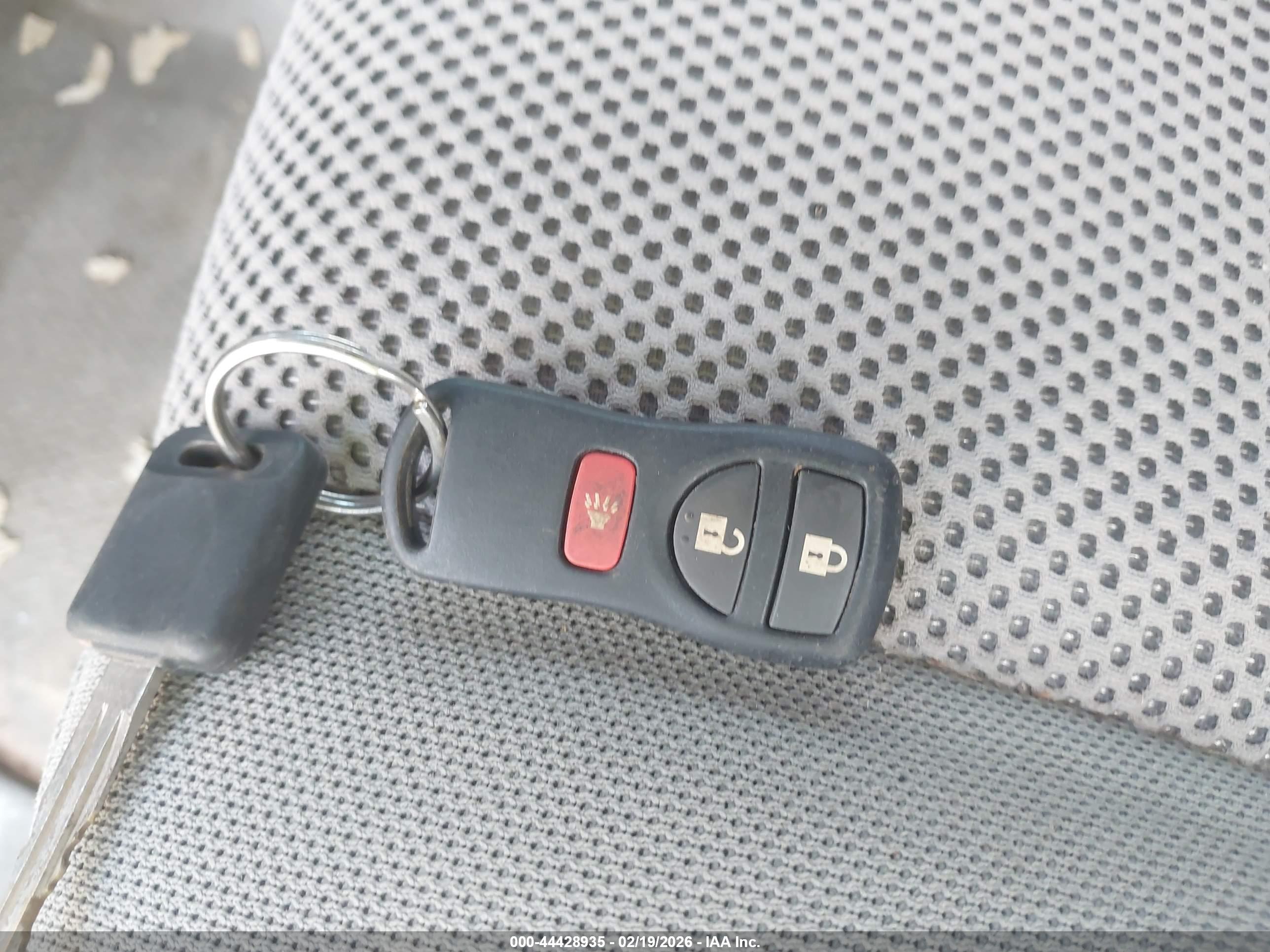 NISSAN FRONTIER image 11