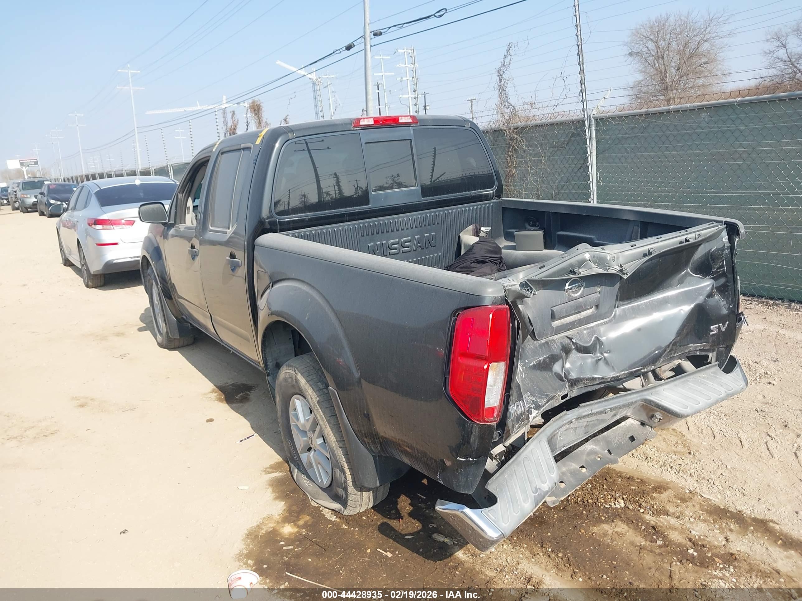 NISSAN FRONTIER image 3