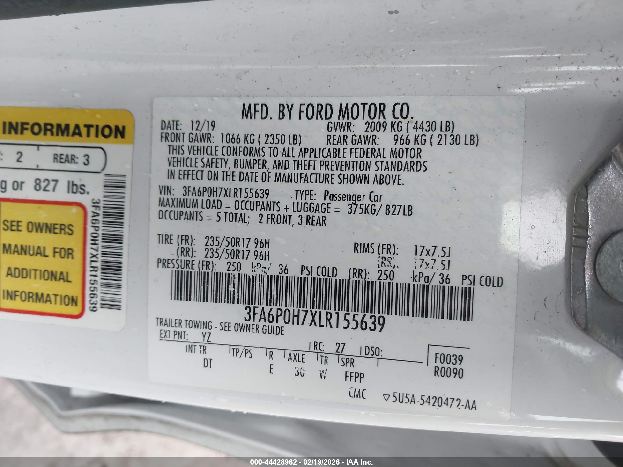 FORD FUSION image 9