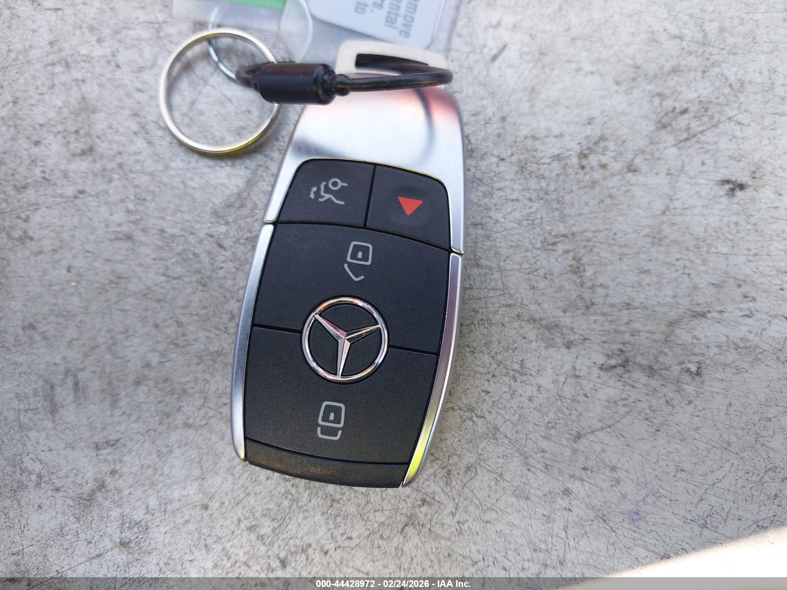 MERCEDES-BENZ GLE image 11