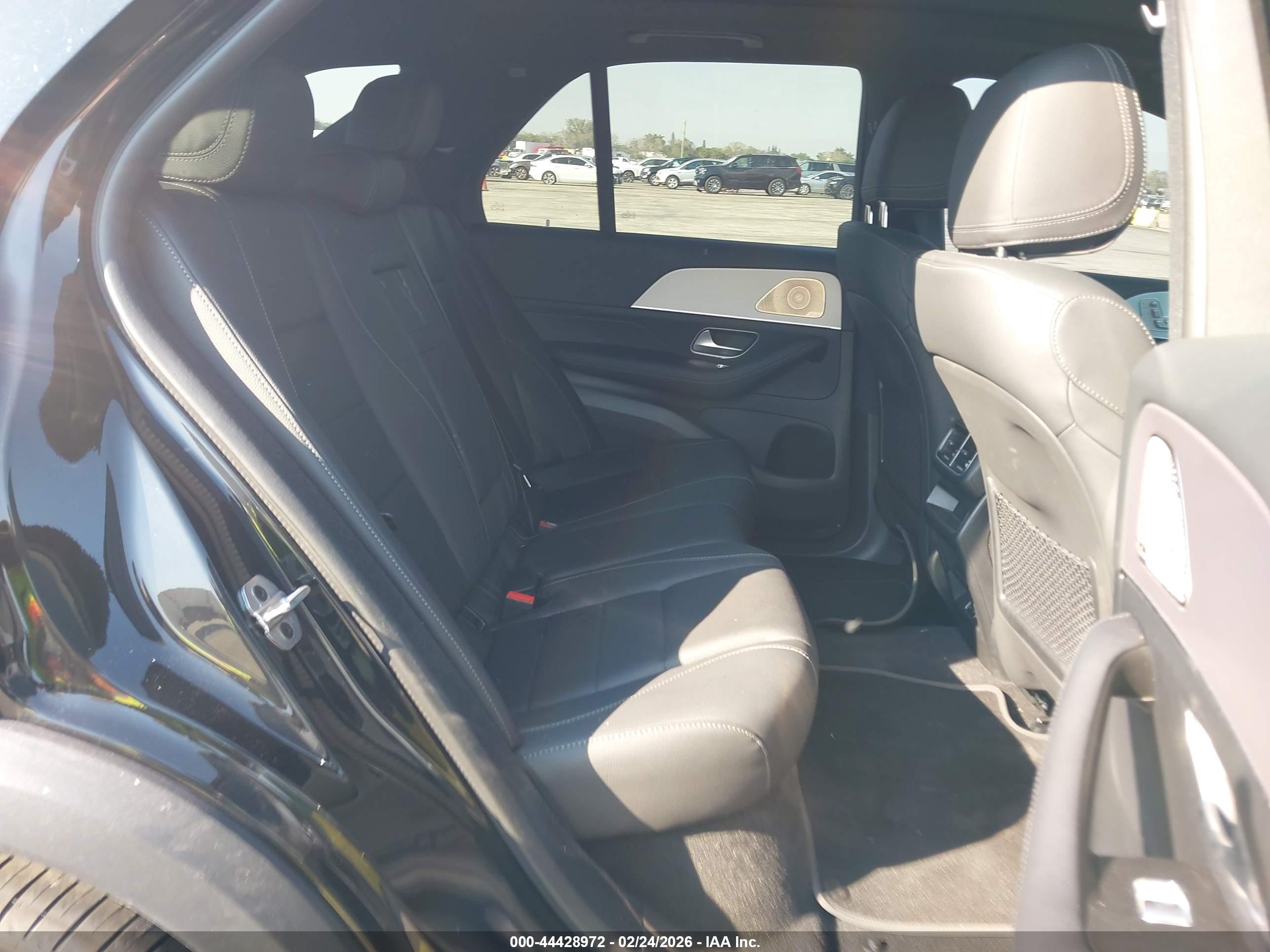 MERCEDES-BENZ GLE image 8