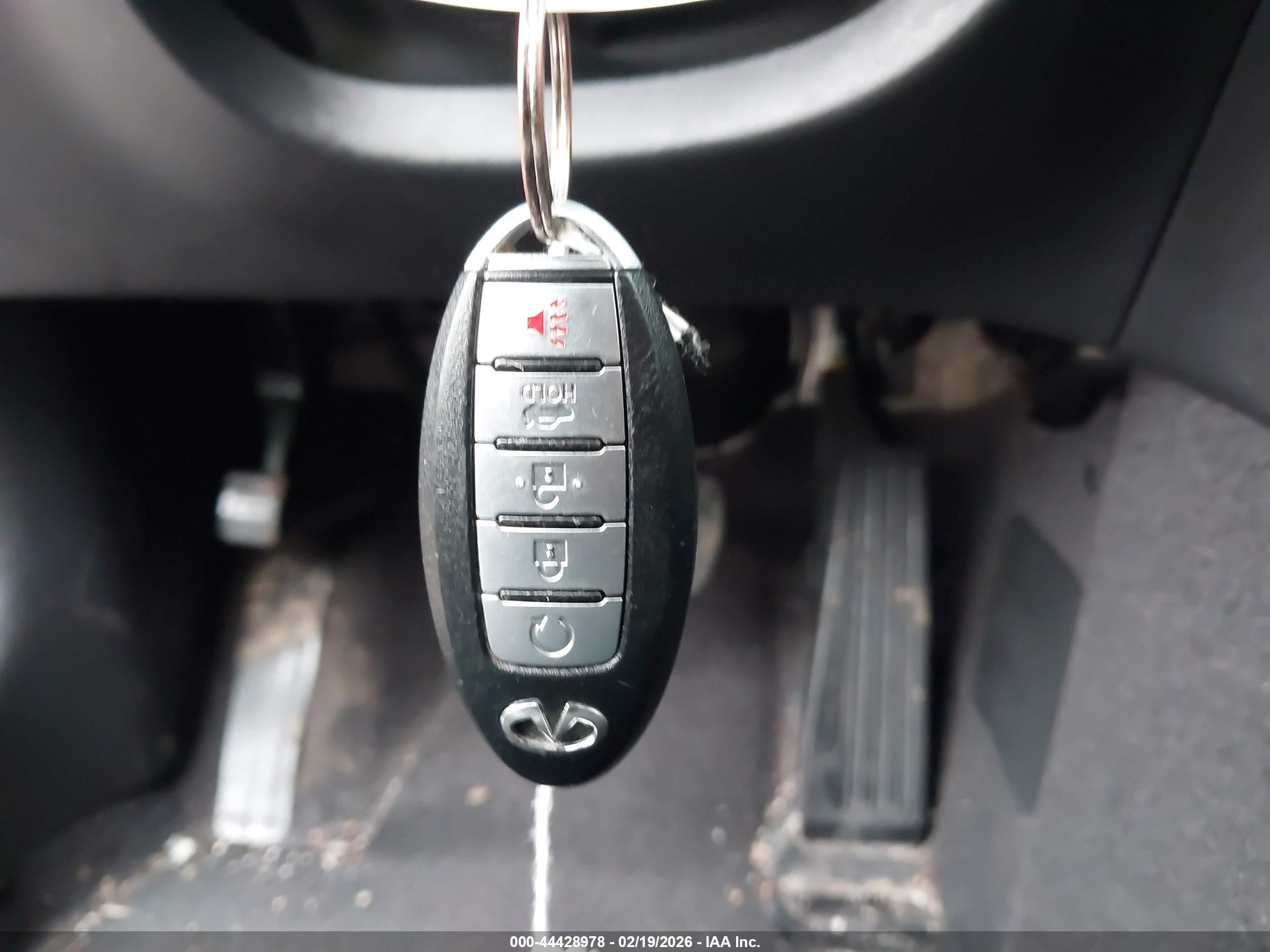 INFINITI Q50 image 11
