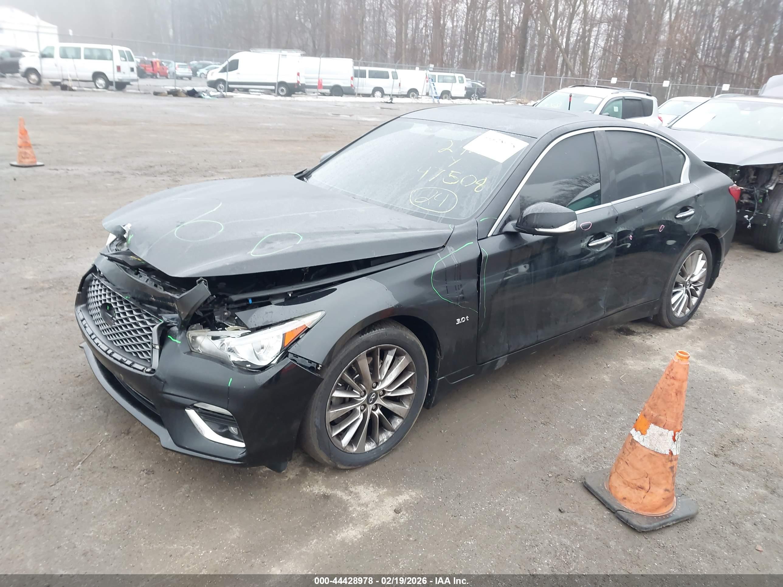 INFINITI Q50 image 2