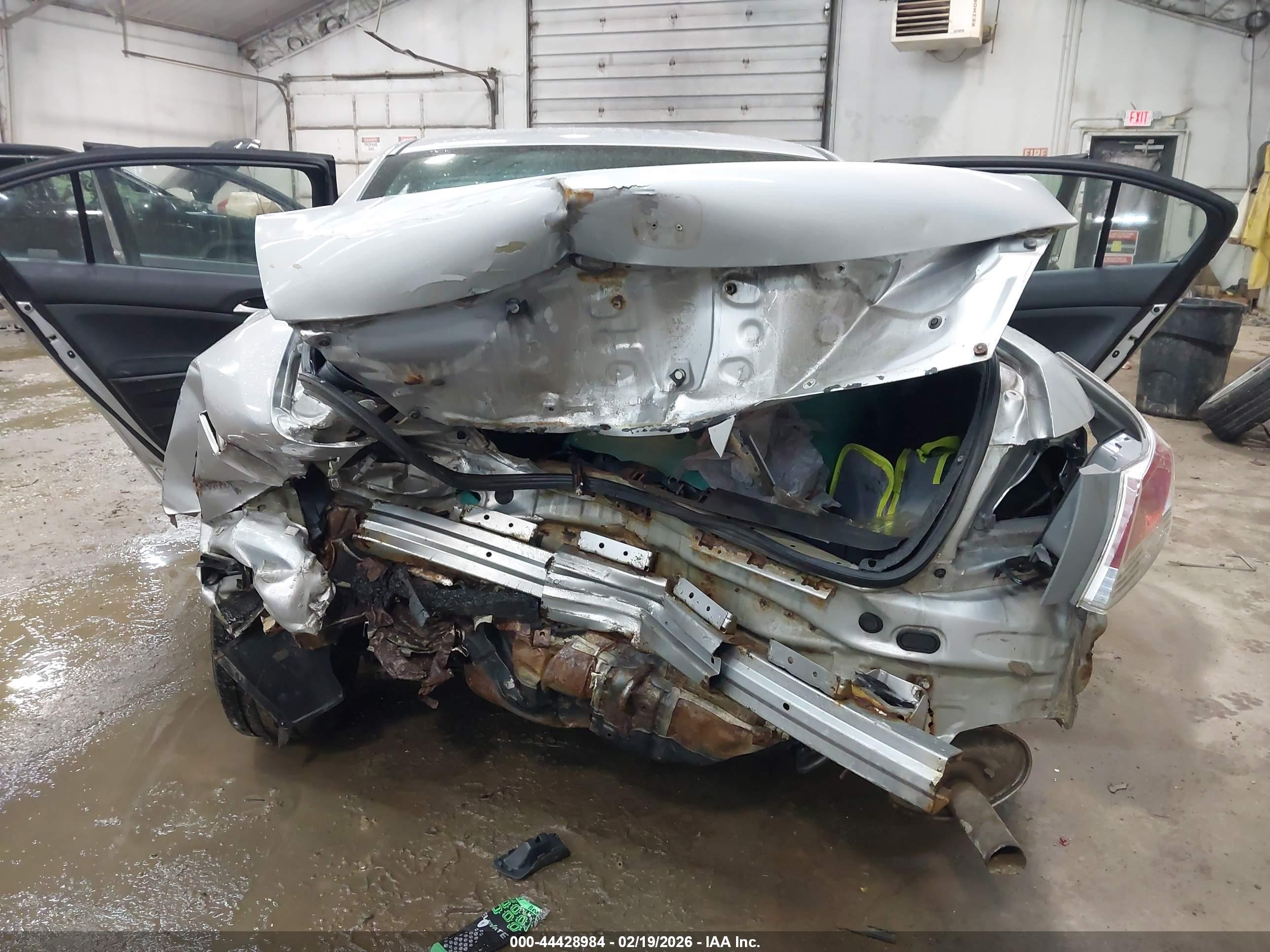 HONDA ACCORD image 6