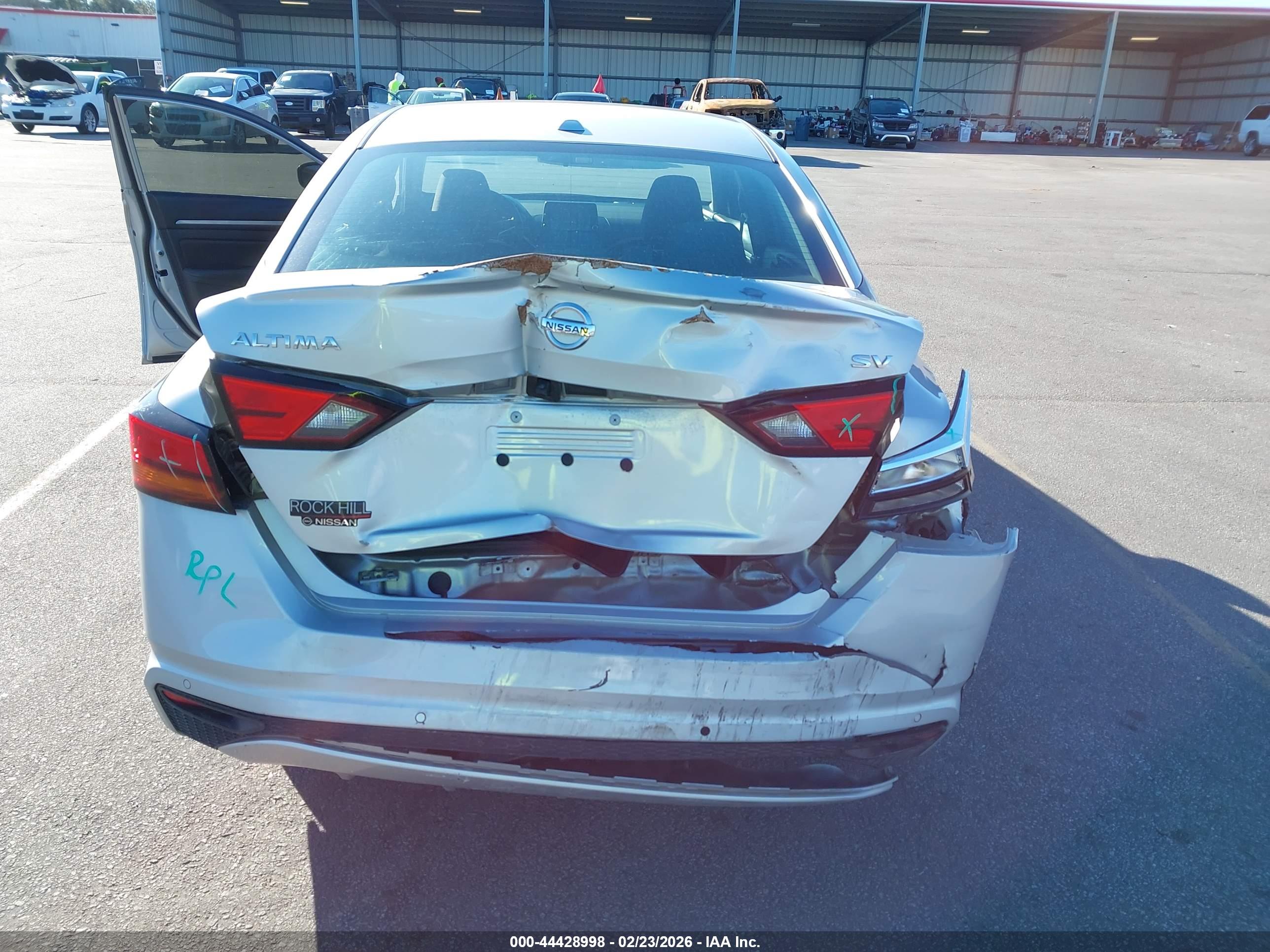 NISSAN ALTIMA image 6