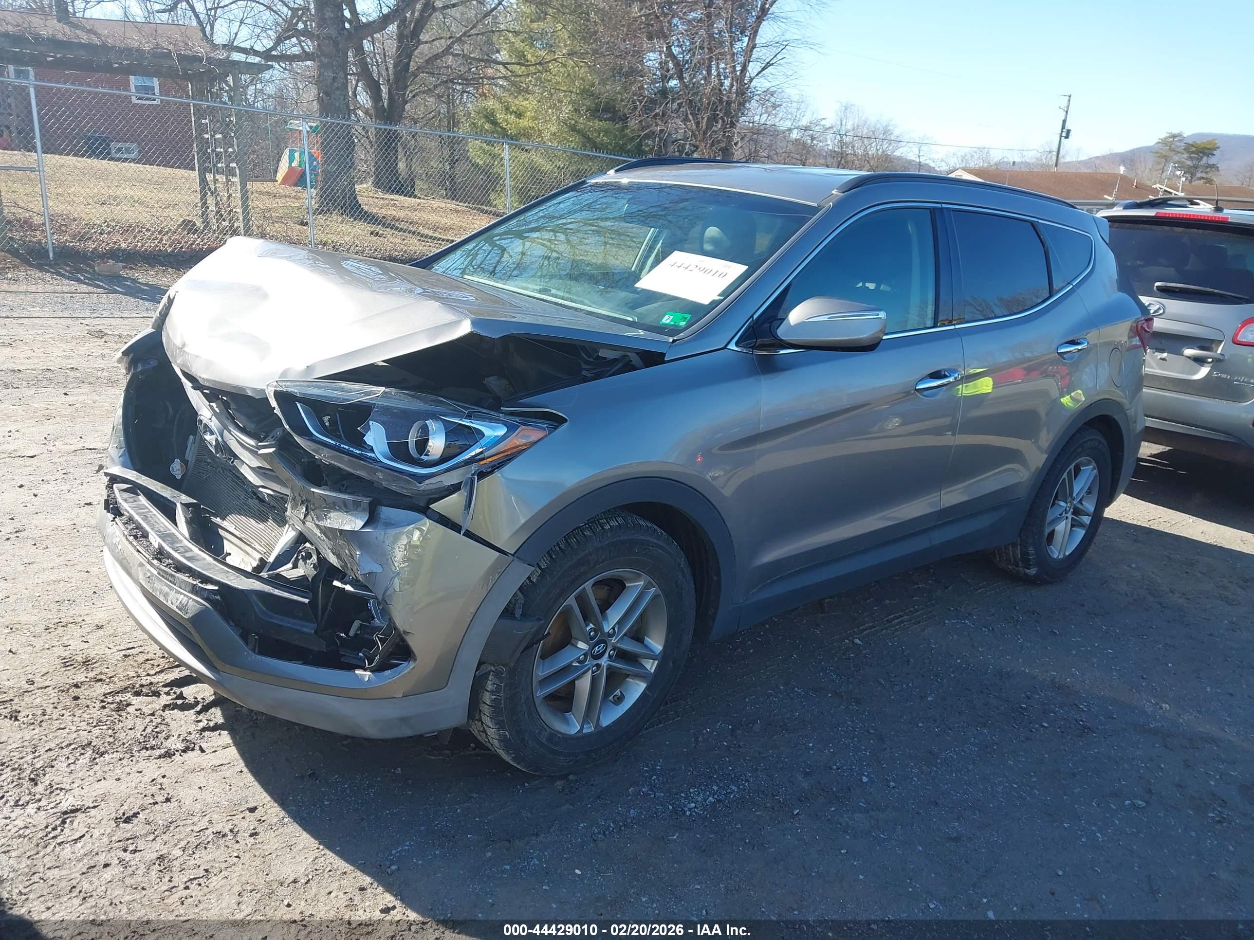 HYUNDAI SANTA image 2