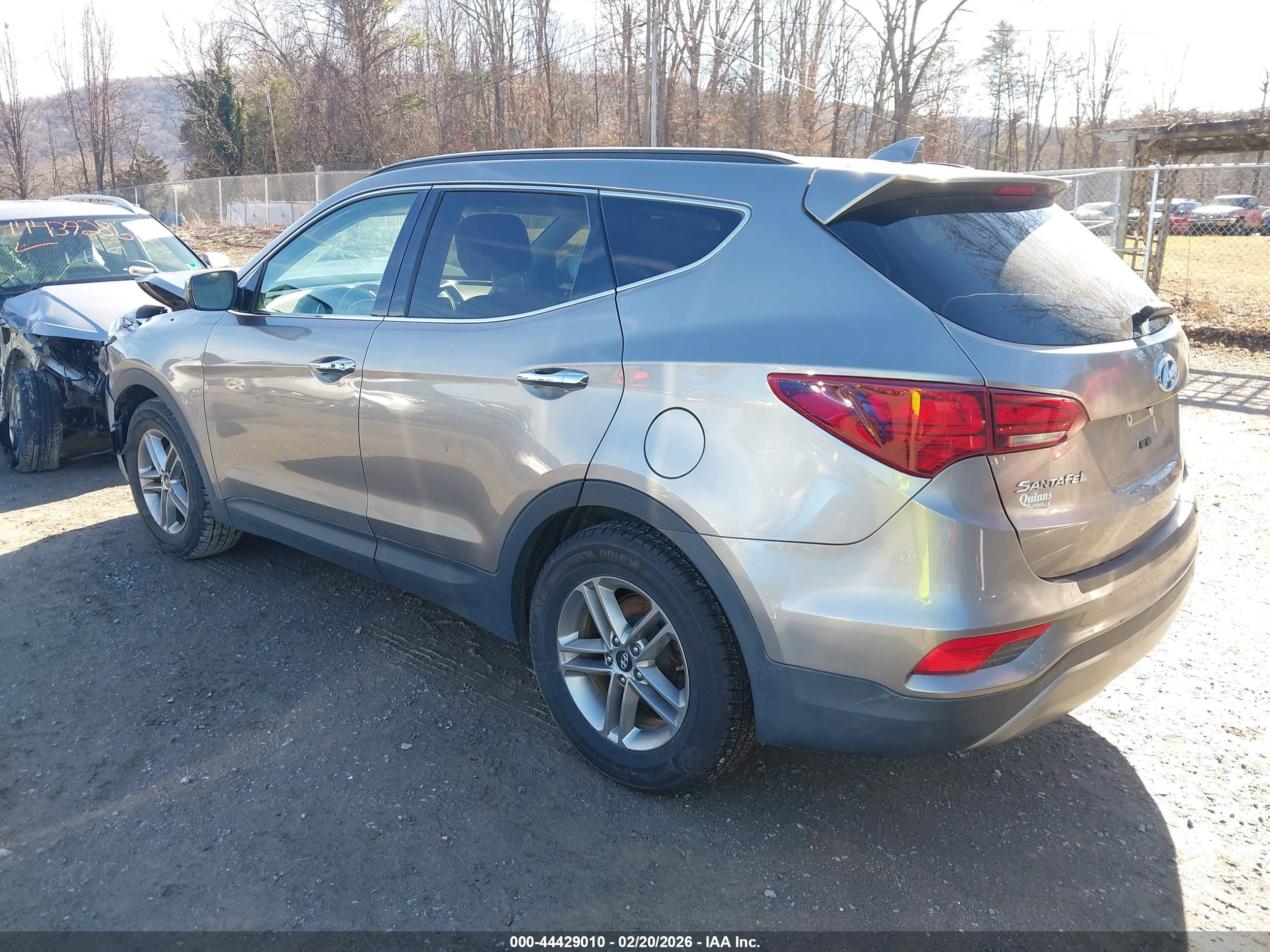 HYUNDAI SANTA image 3