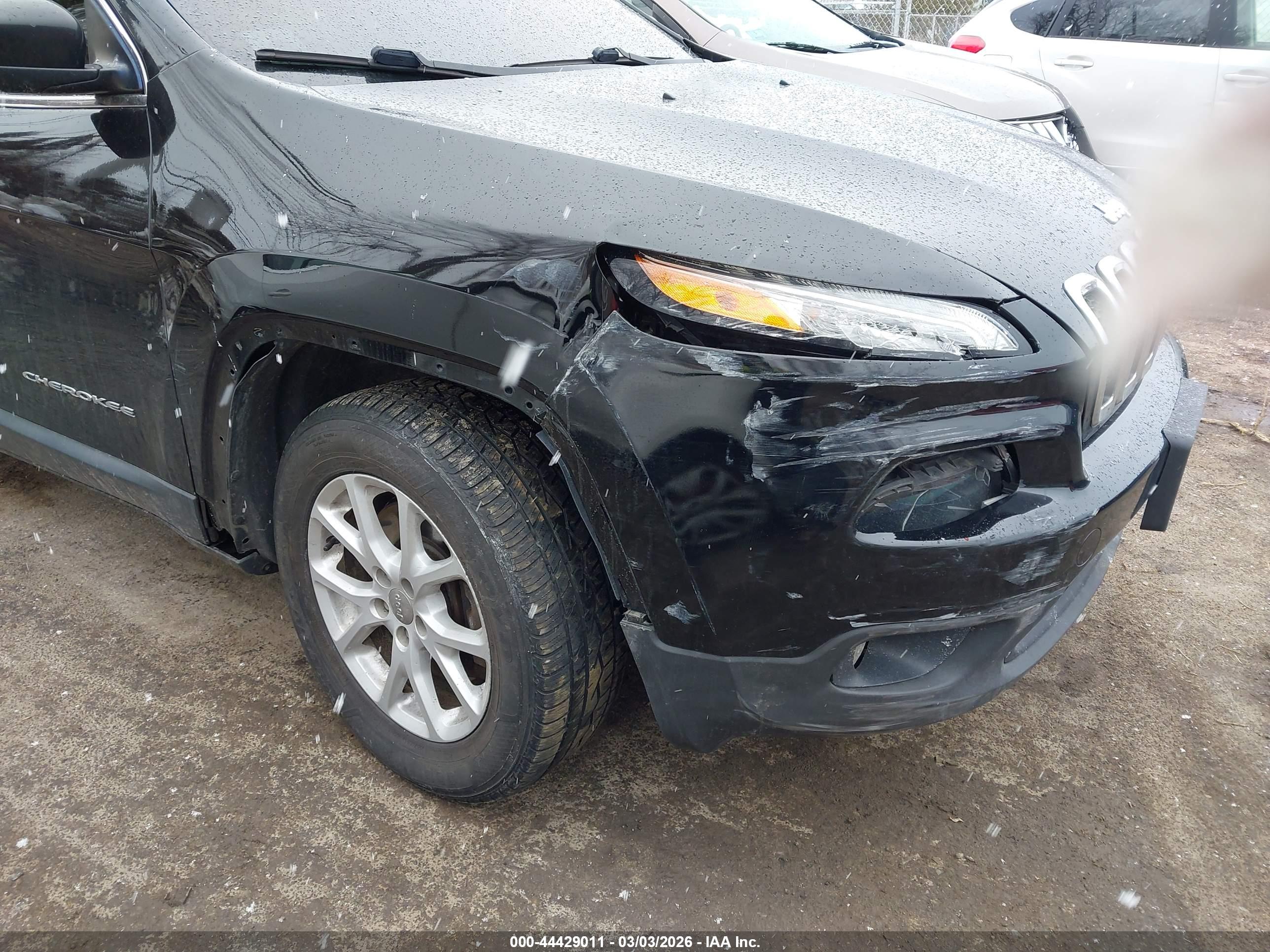 JEEP CHEROKEE image 6