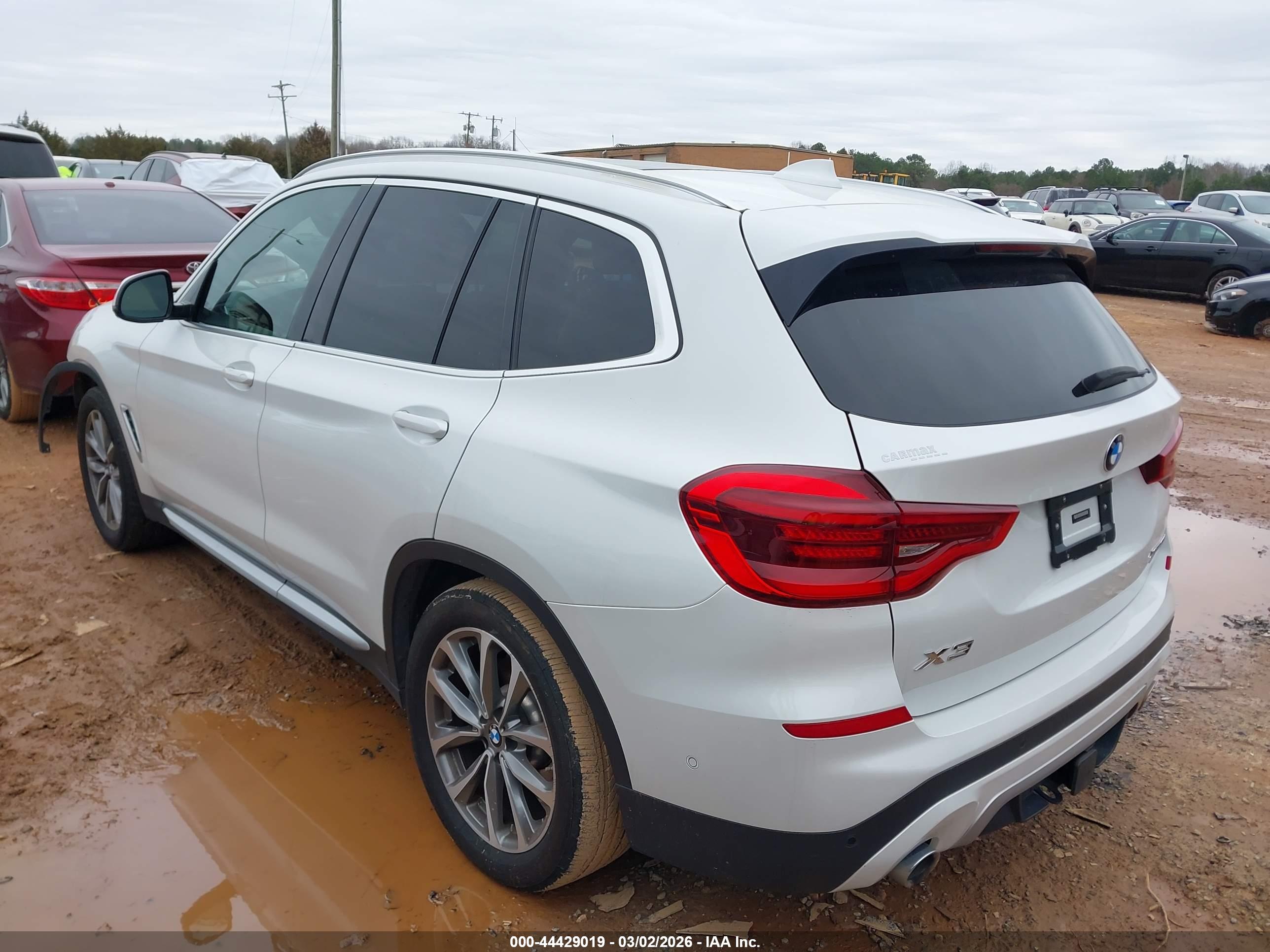 BMW X3 image 3
