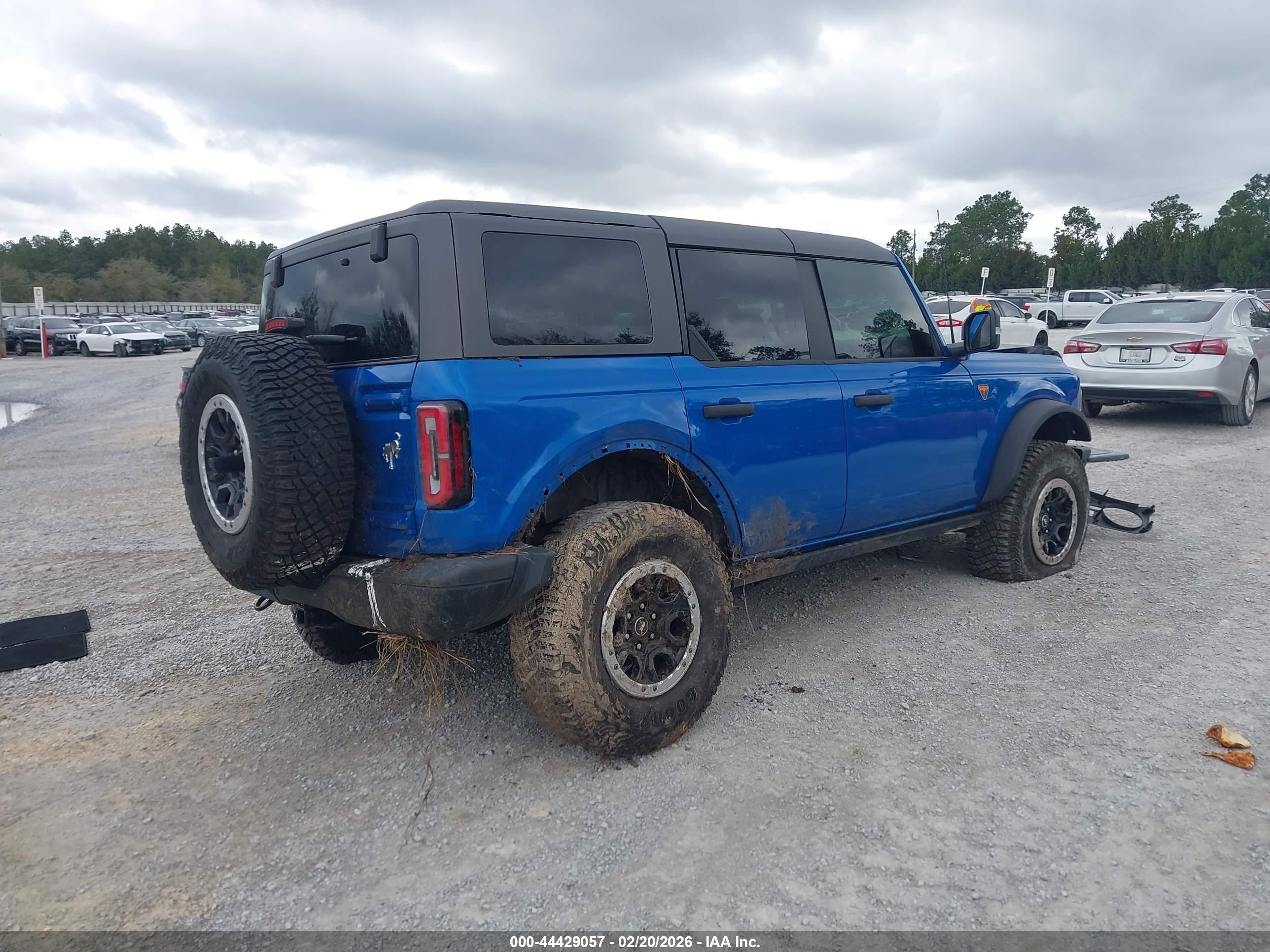 FORD BRONCO image 4