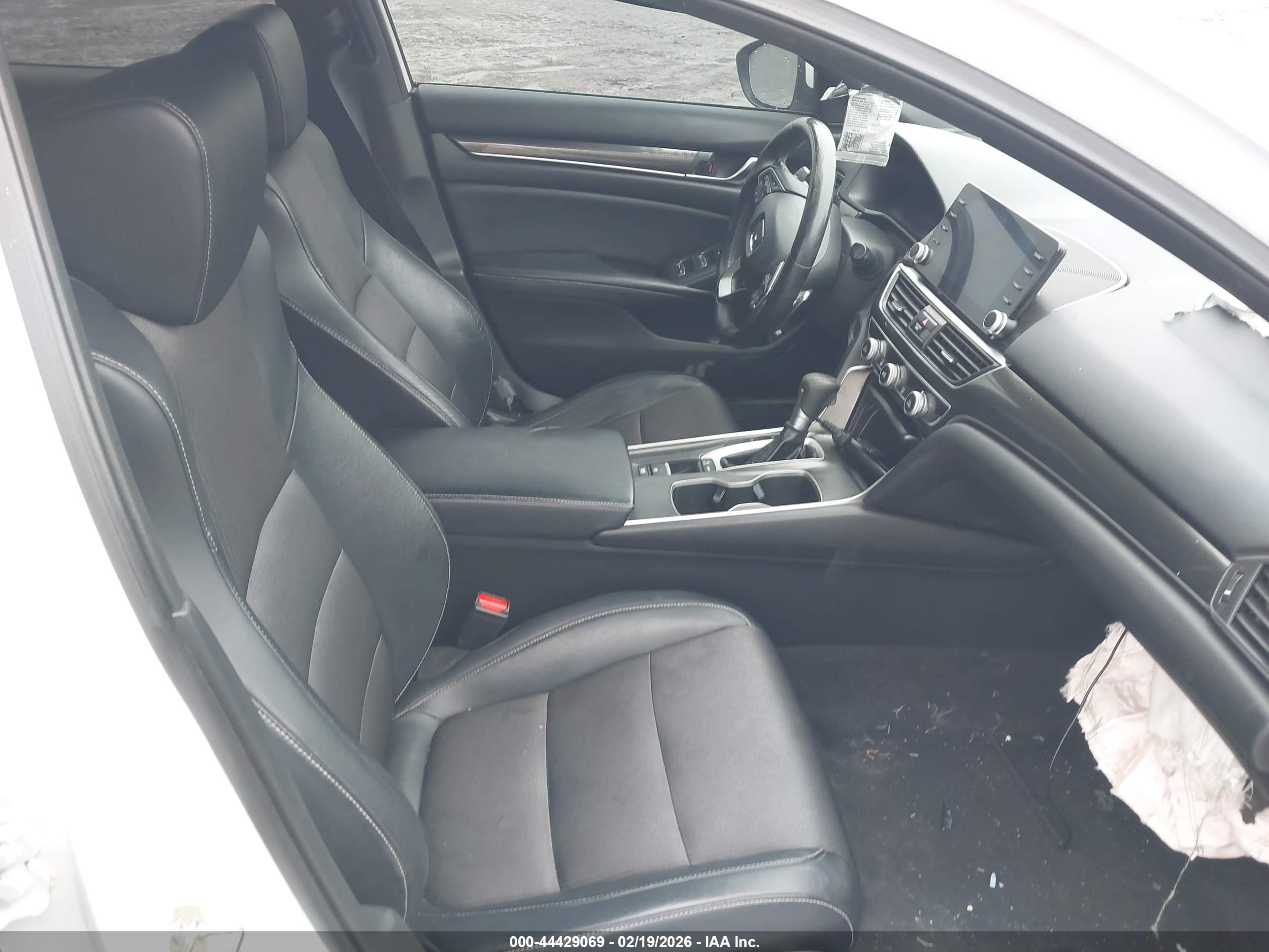 HONDA ACCORD image 5