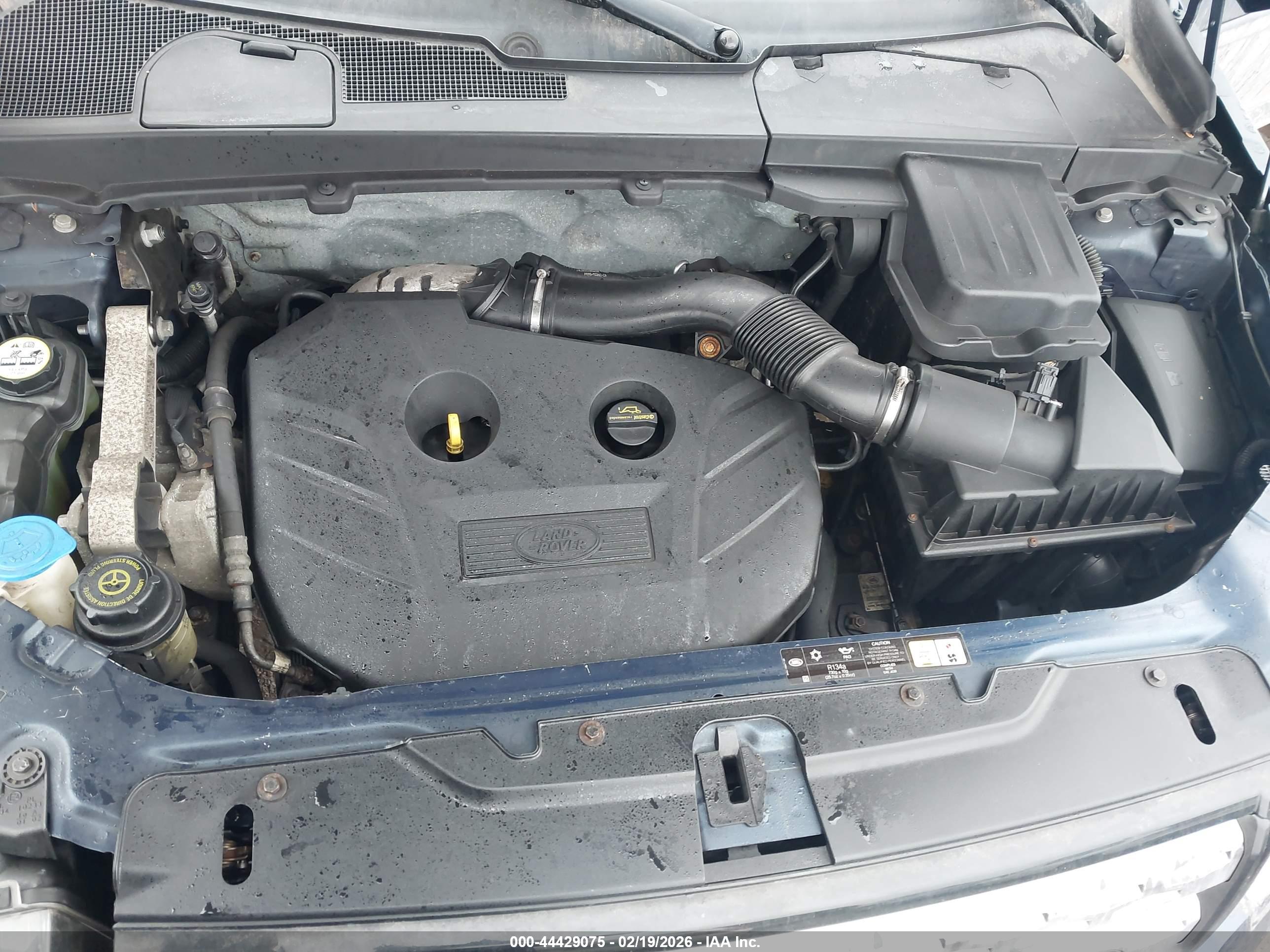 LAND ROVER image 10