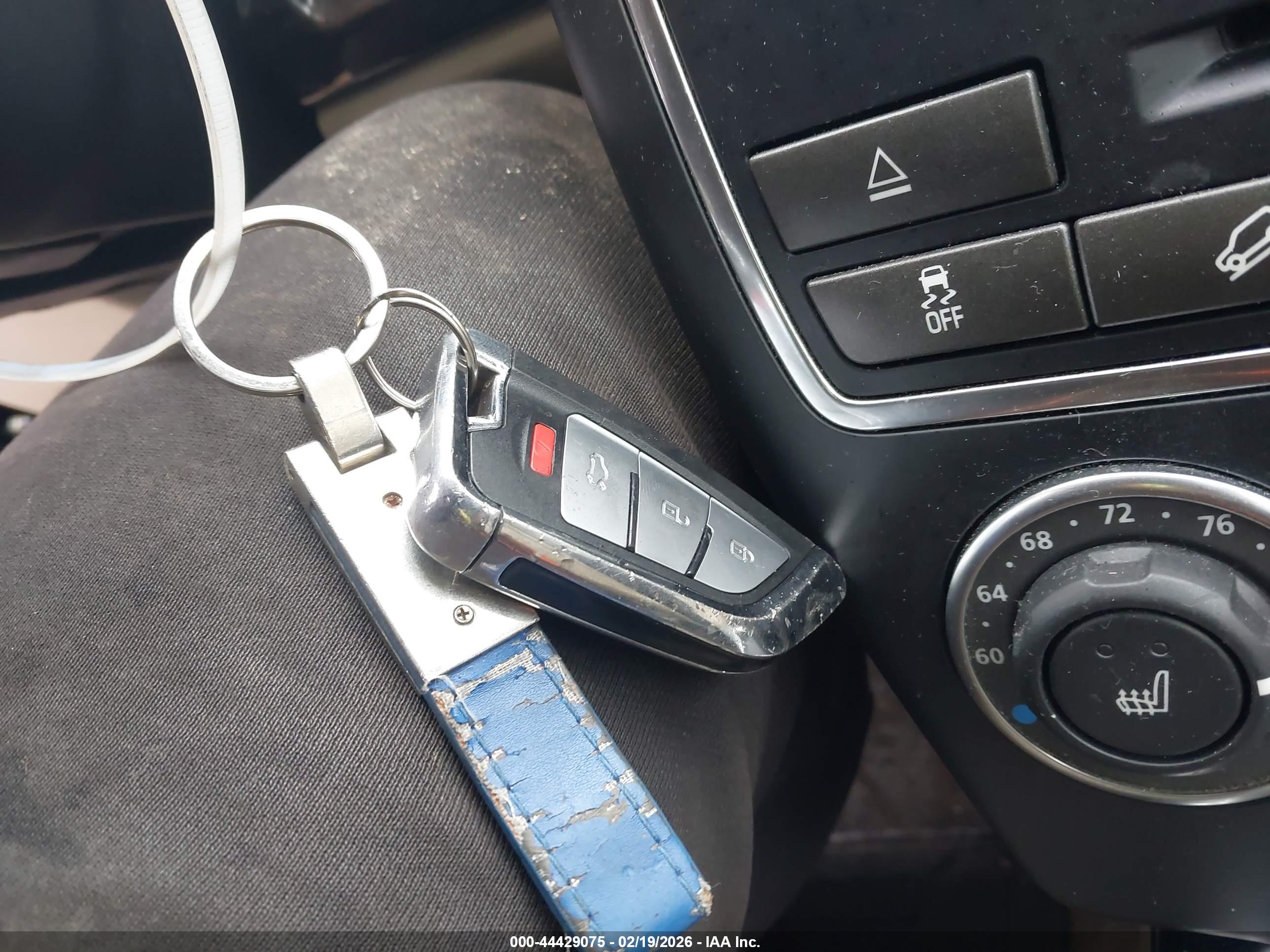 LAND ROVER image 11